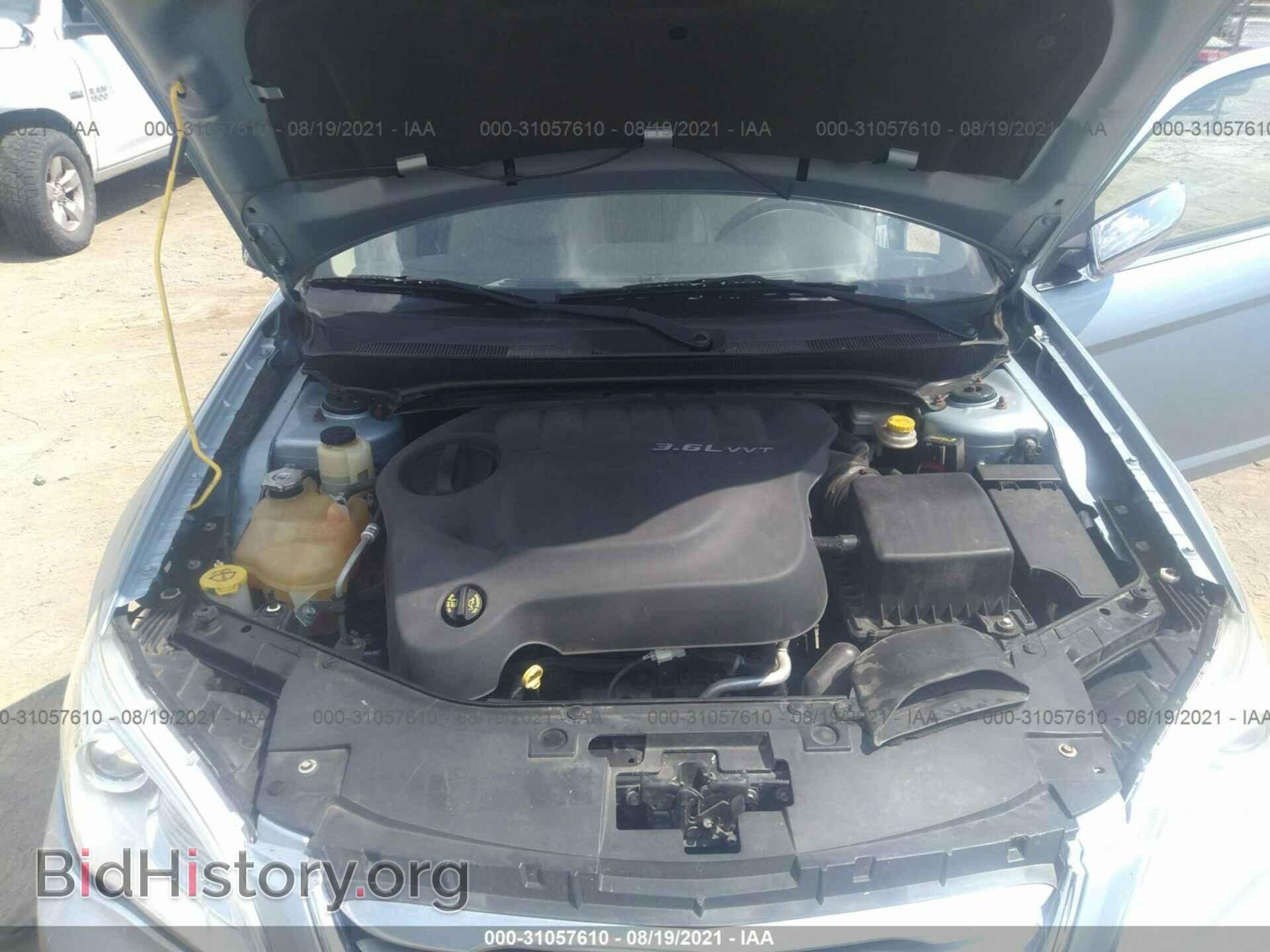 2013 CHRYSLER 200 - VIN: 1C3CCBCG0DN603245 - Фото 10