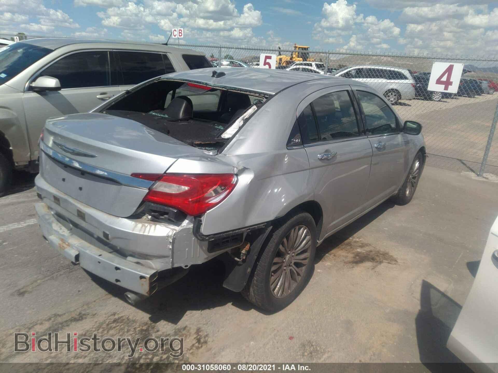 2012 CHRYSLER 200 - VIN: 1C3CCBCG6CN284688 - Photo 4