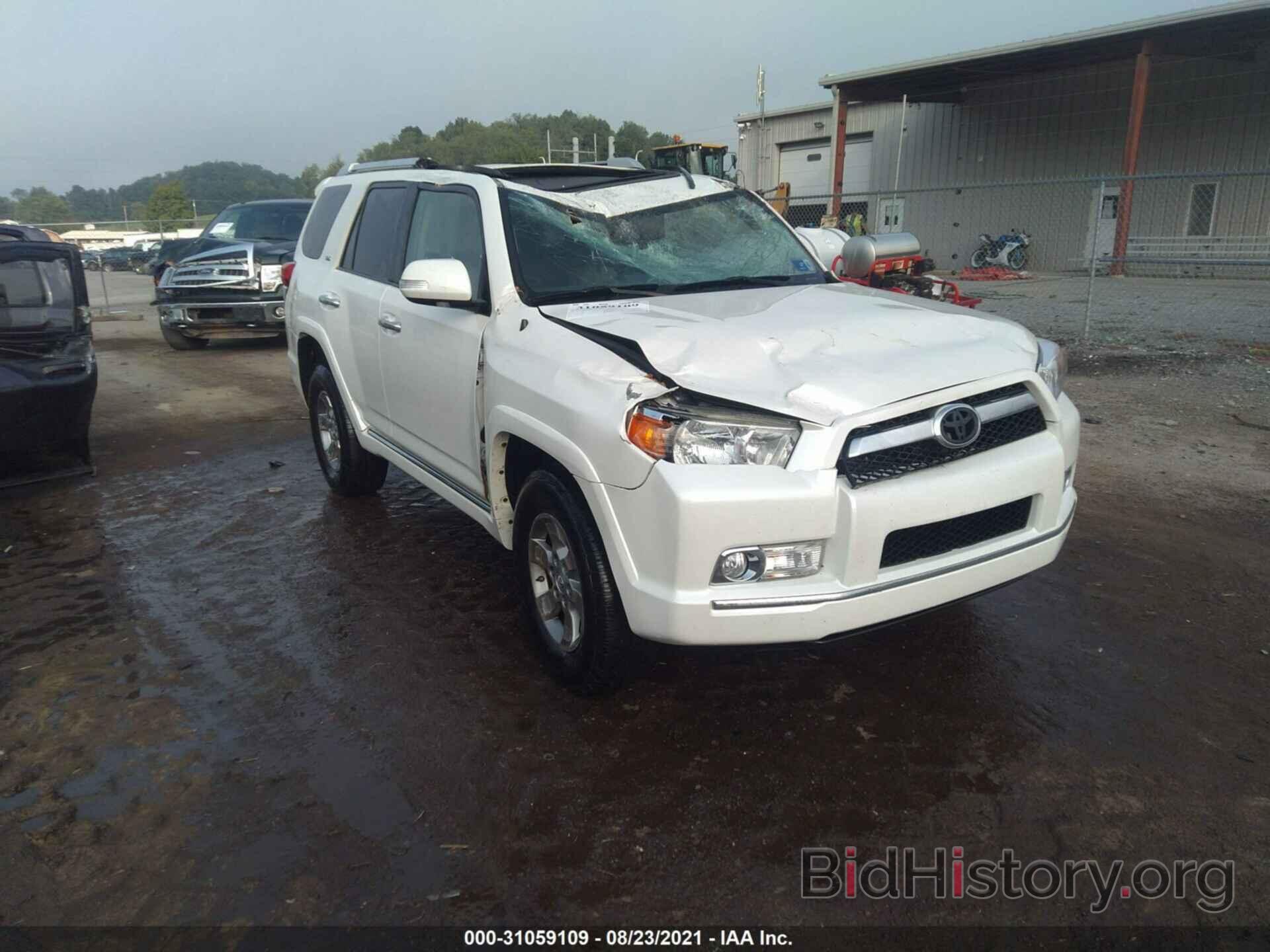 Фотография JTEBU5JR4B5055947 - TOYOTA 4RUNNER 2011