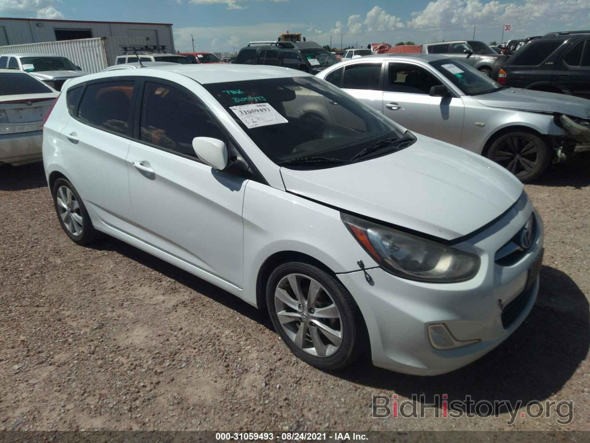 Photo KMHCU5AE7CU013331 - HYUNDAI ACCENT 2012