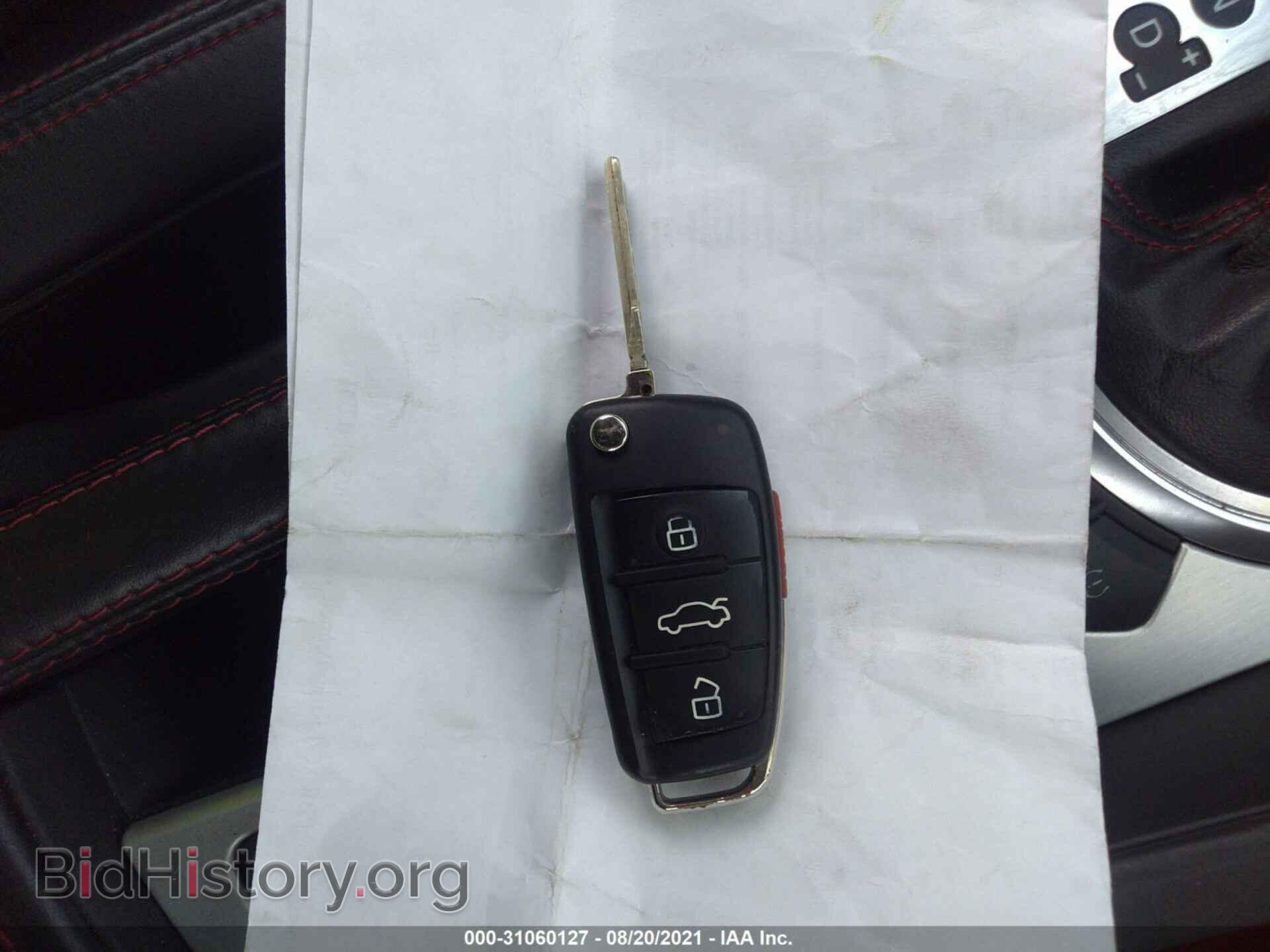 2008 AUDI TT - VIN: TRUMF38J981043133 - Фото 11