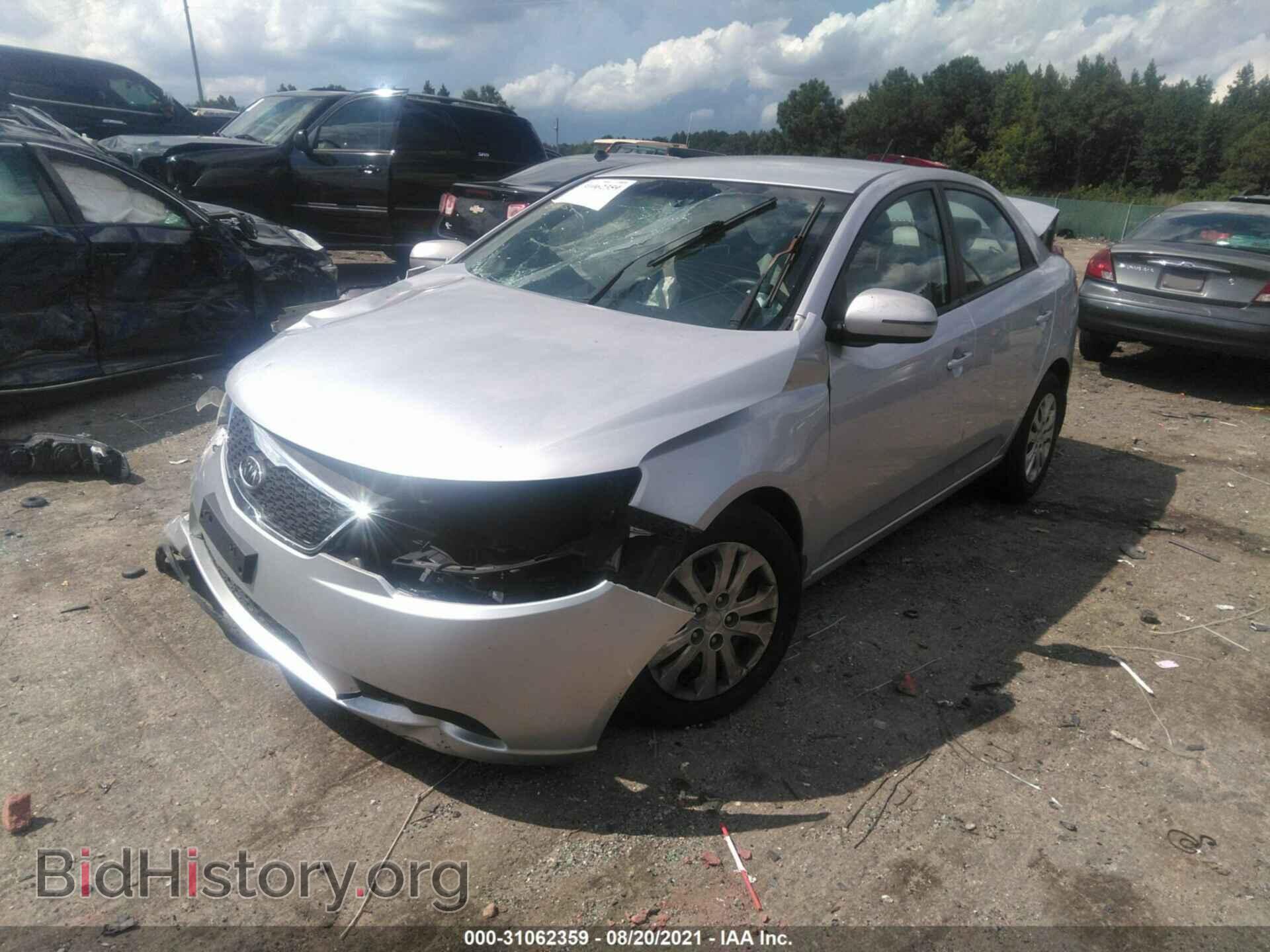 2012 KIA FORTE - VIN: KNAFU4A23C5607147 - Фото 2