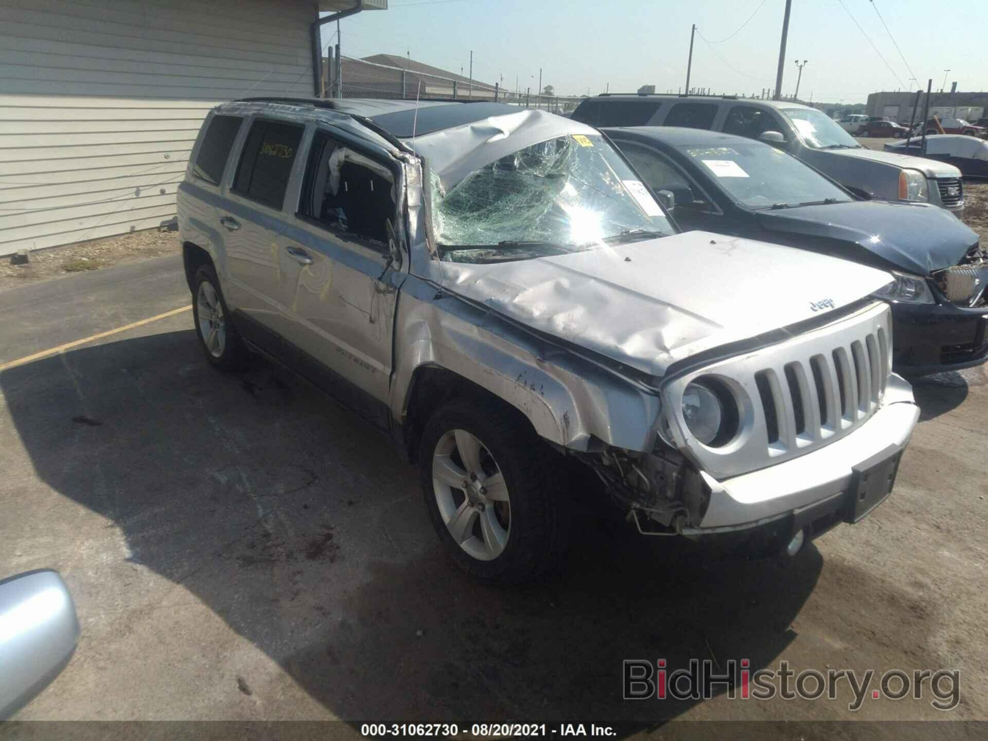 Фотография 1J4NT1GA1BD105332 - JEEP PATRIOT 2011