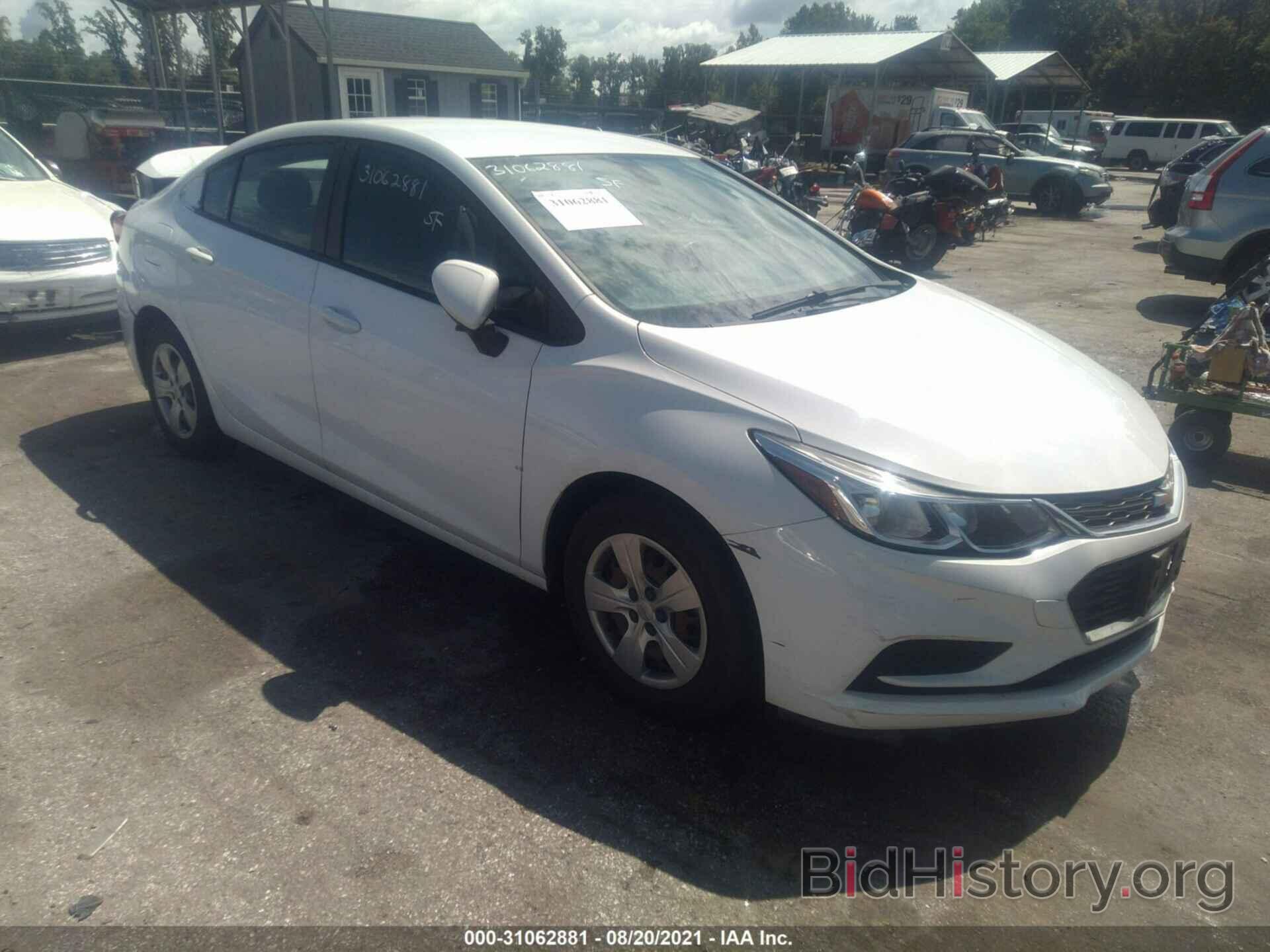 Photo 1G1BC5SM9H7199347 - CHEVROLET CRUZE 2017