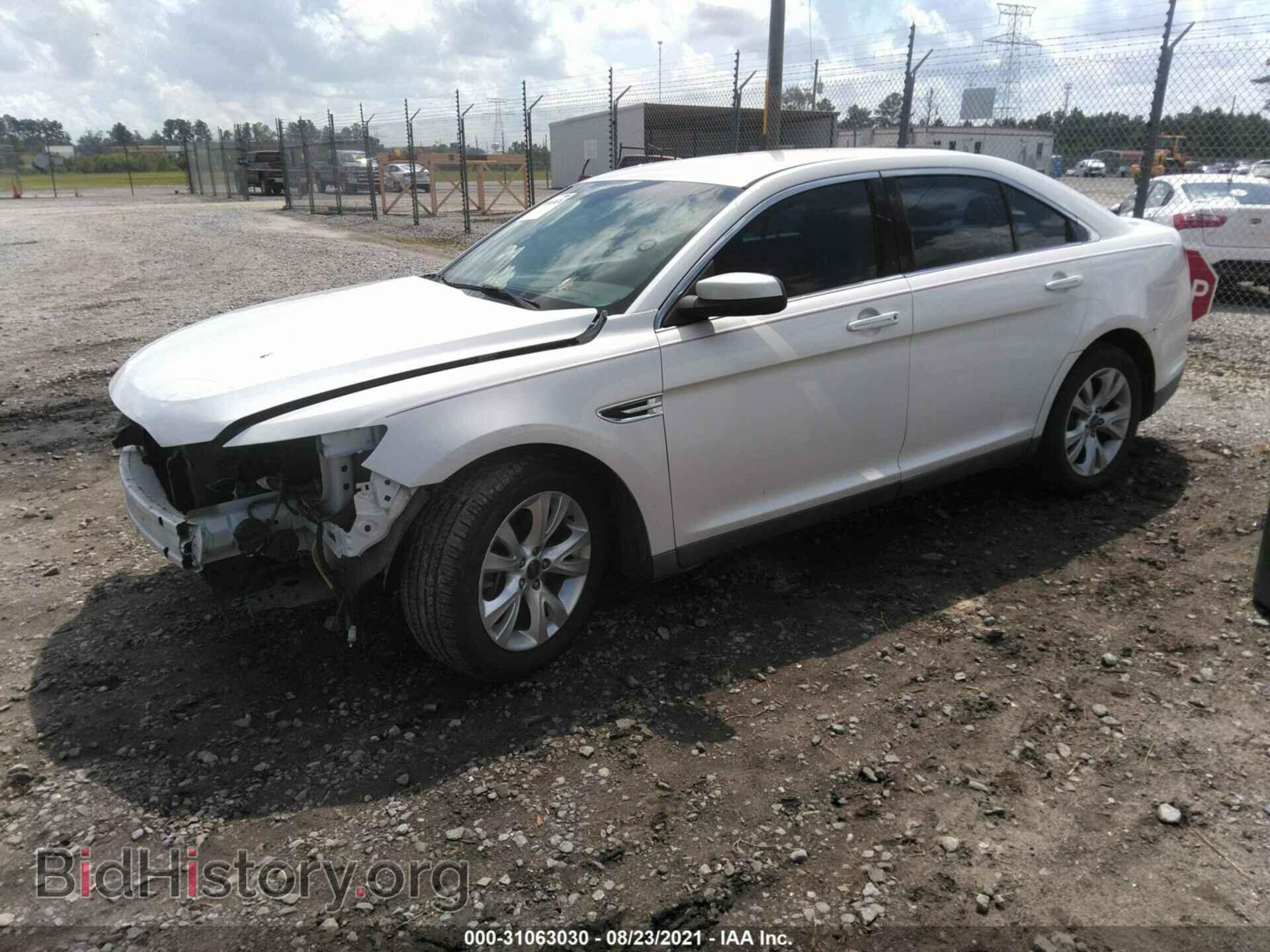 2010 FORD TAURUS - VIN: 1FAHP2EW3AG149931 - Photo 2