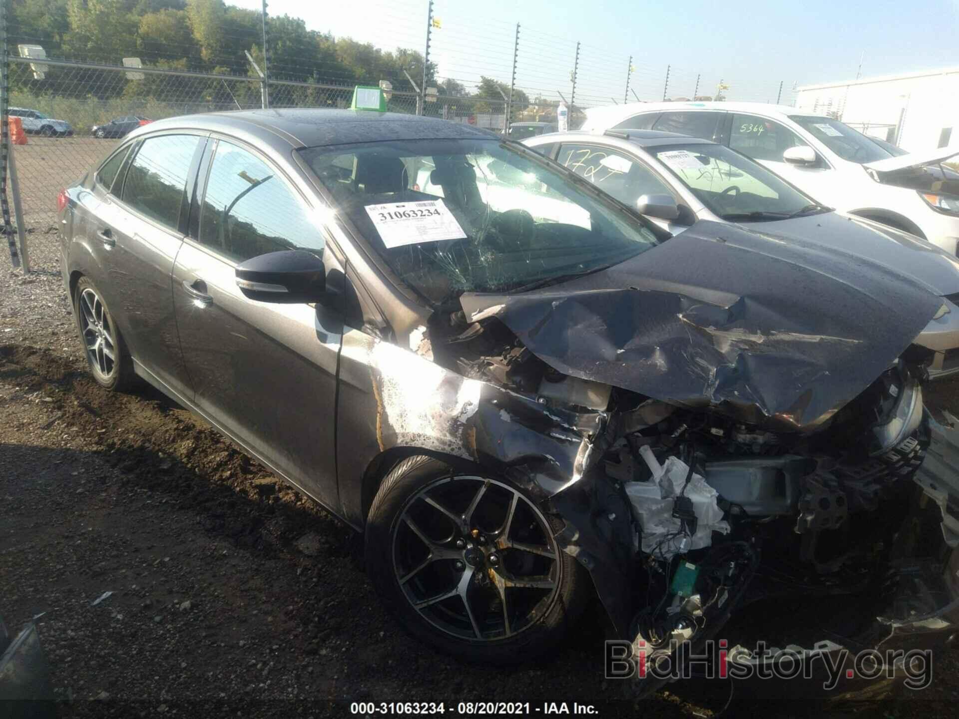 Photo 1FADP3H24HL317767 - FORD FOCUS 2017
