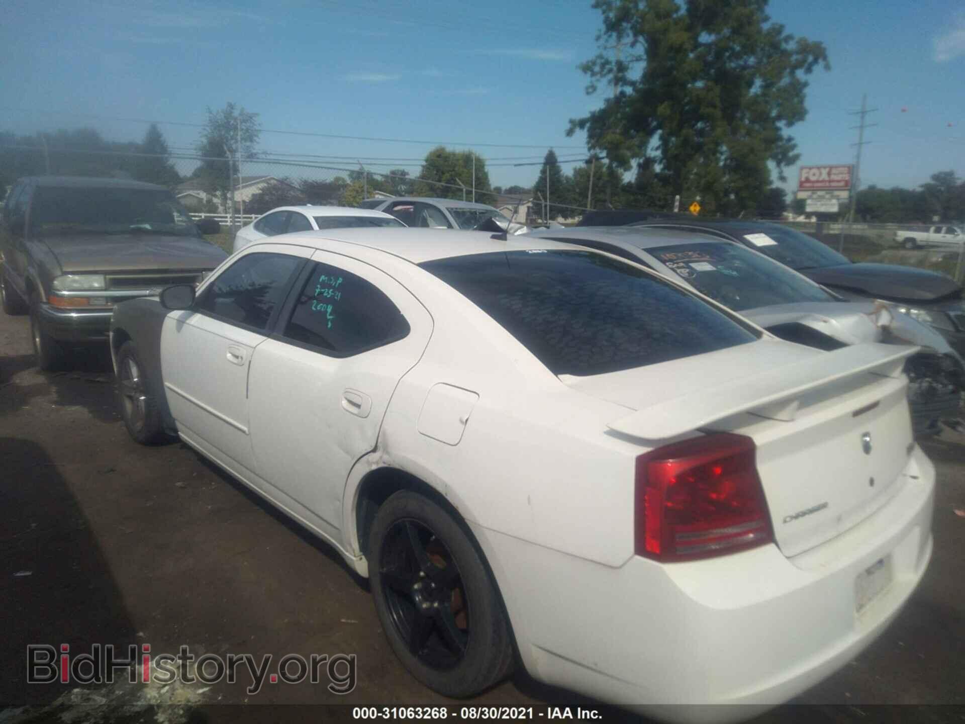 2008 DODGE CHARGER - VIN: 2B3KA43G28H321990 - Фото 3