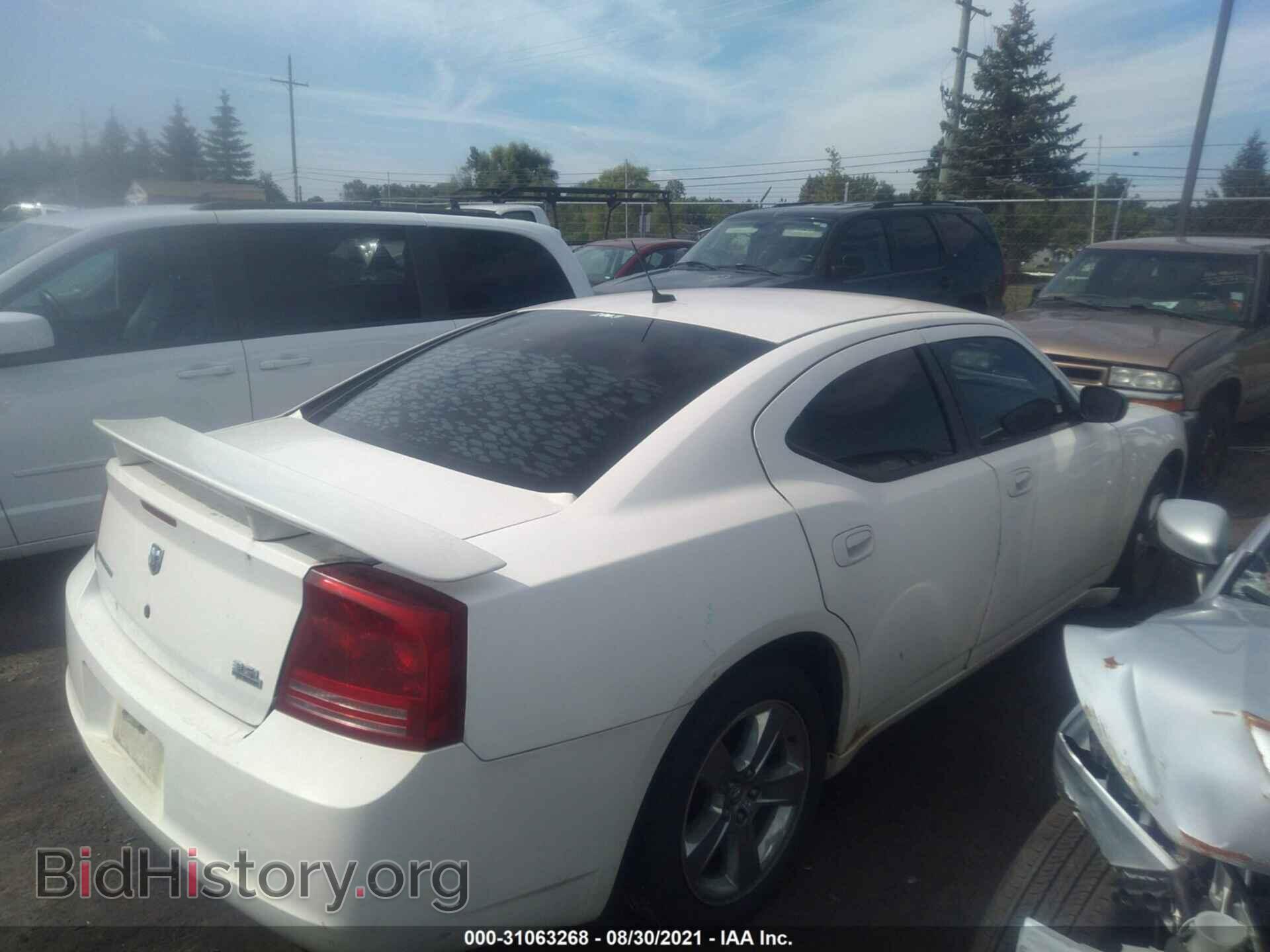 2008 DODGE CHARGER - VIN: 2B3KA43G28H321990 - Фото 4
