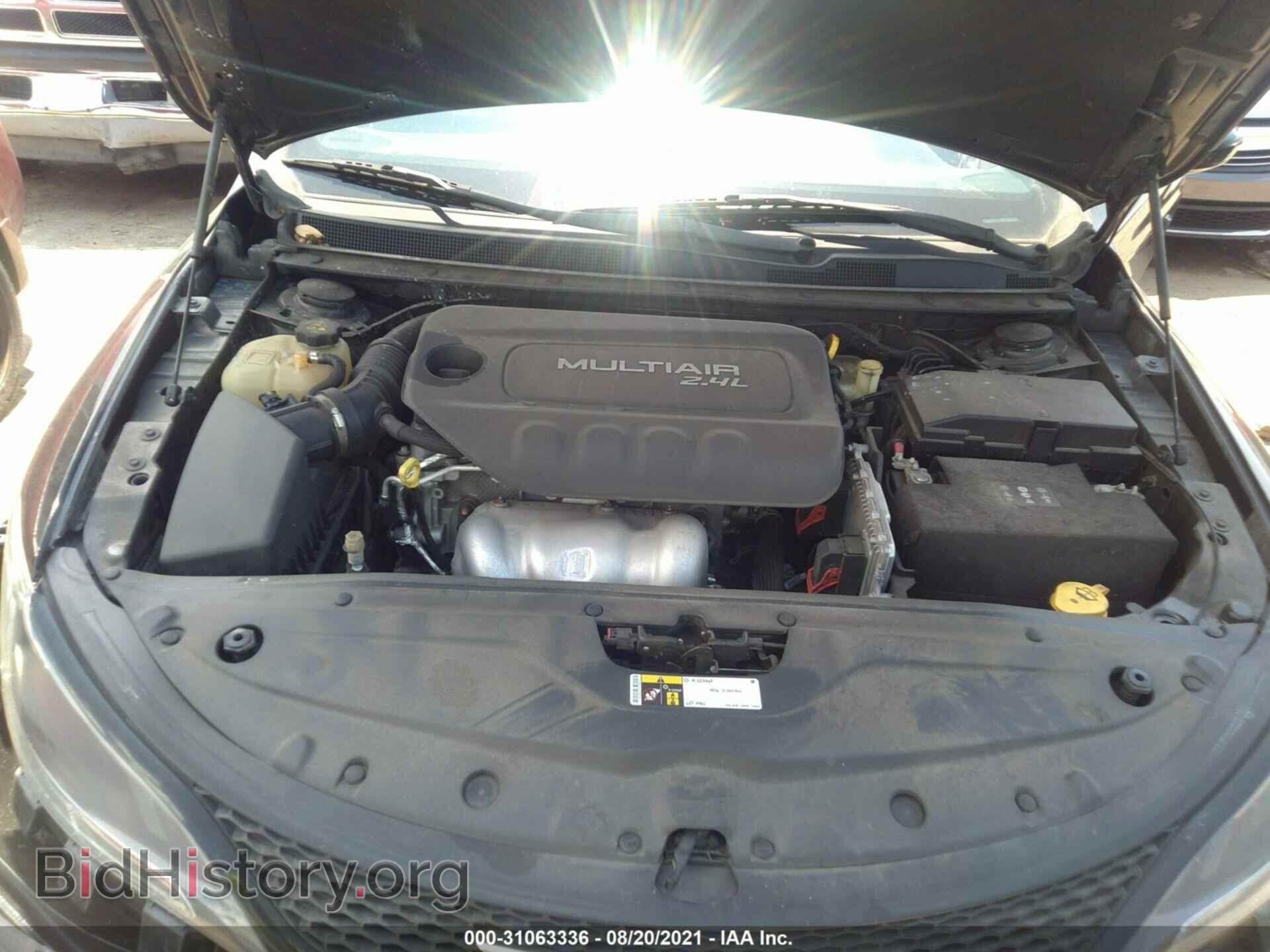2015 CHRYSLER 200 - VIN: 1C3CCCBB6FN678255 - Фото 10