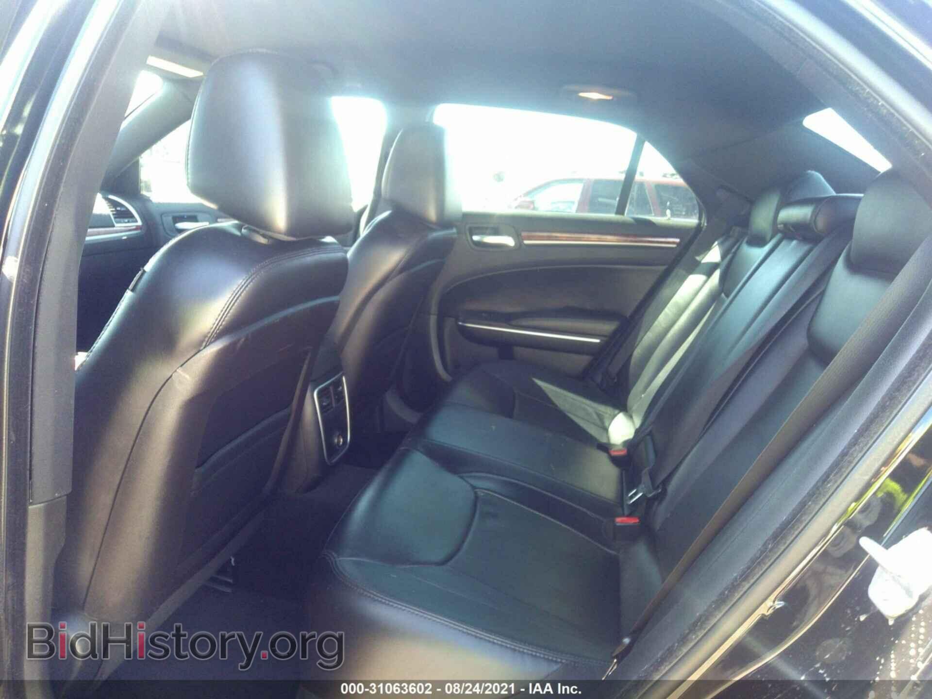 2014 CHRYSLER 300 - VIN: 2C3CCAAG7EH259985 - Фото 8