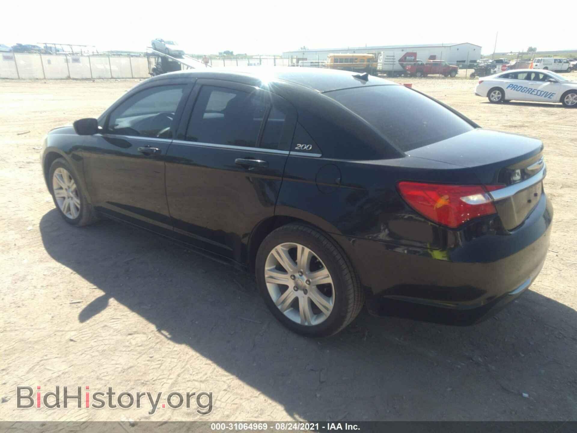 2013 CHRYSLER 200 - VIN: 1C3CCBAB7DN697826 - Фото 3