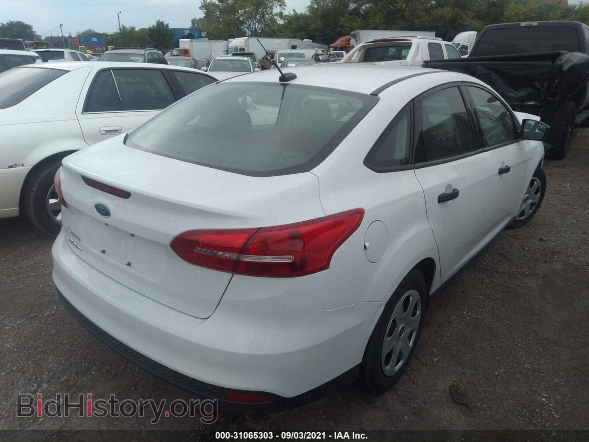 2017 FORD FOCUS - VIN: 1FADP3E27HL317850 - Photo 4