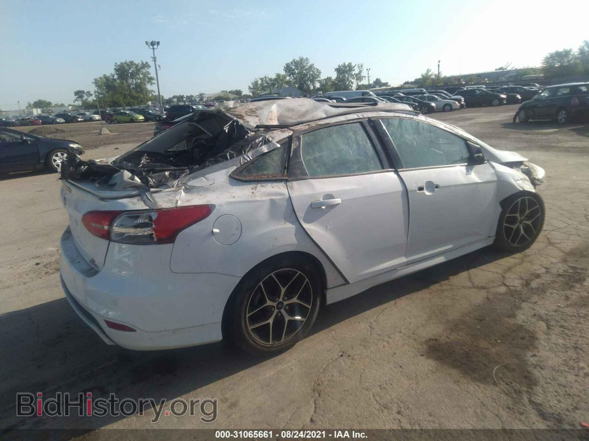 2016 FORD FOCUS - VIN: 1FADP3F29GL230819 - Photo 4