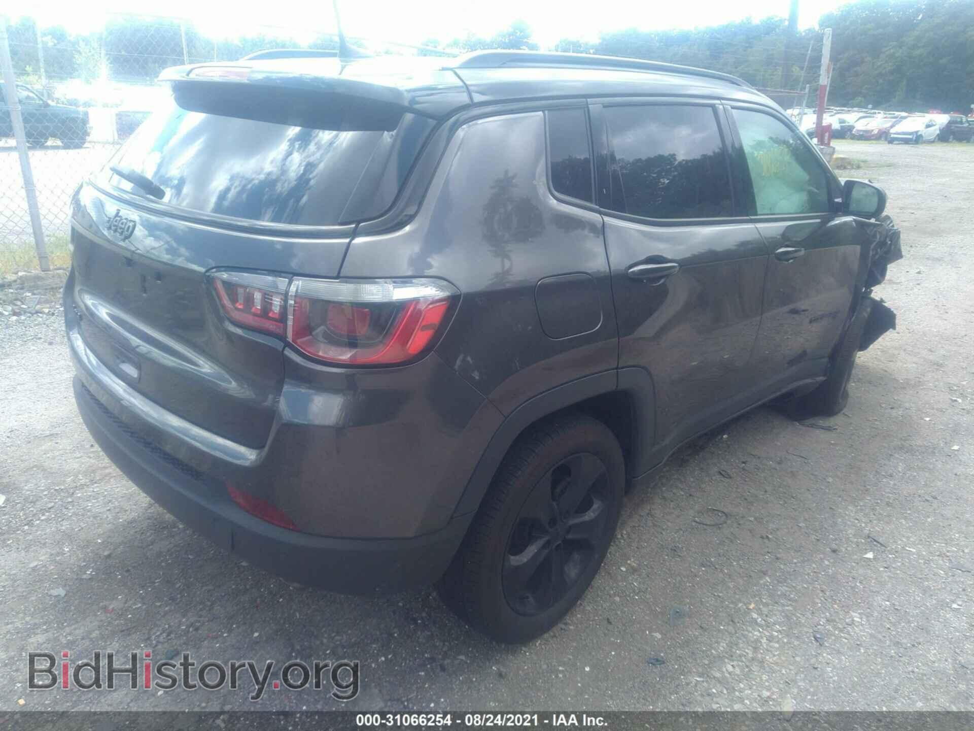 2019 JEEP COMPASS - VIN: 3C4NJDBB4KT697770 - Фото 4