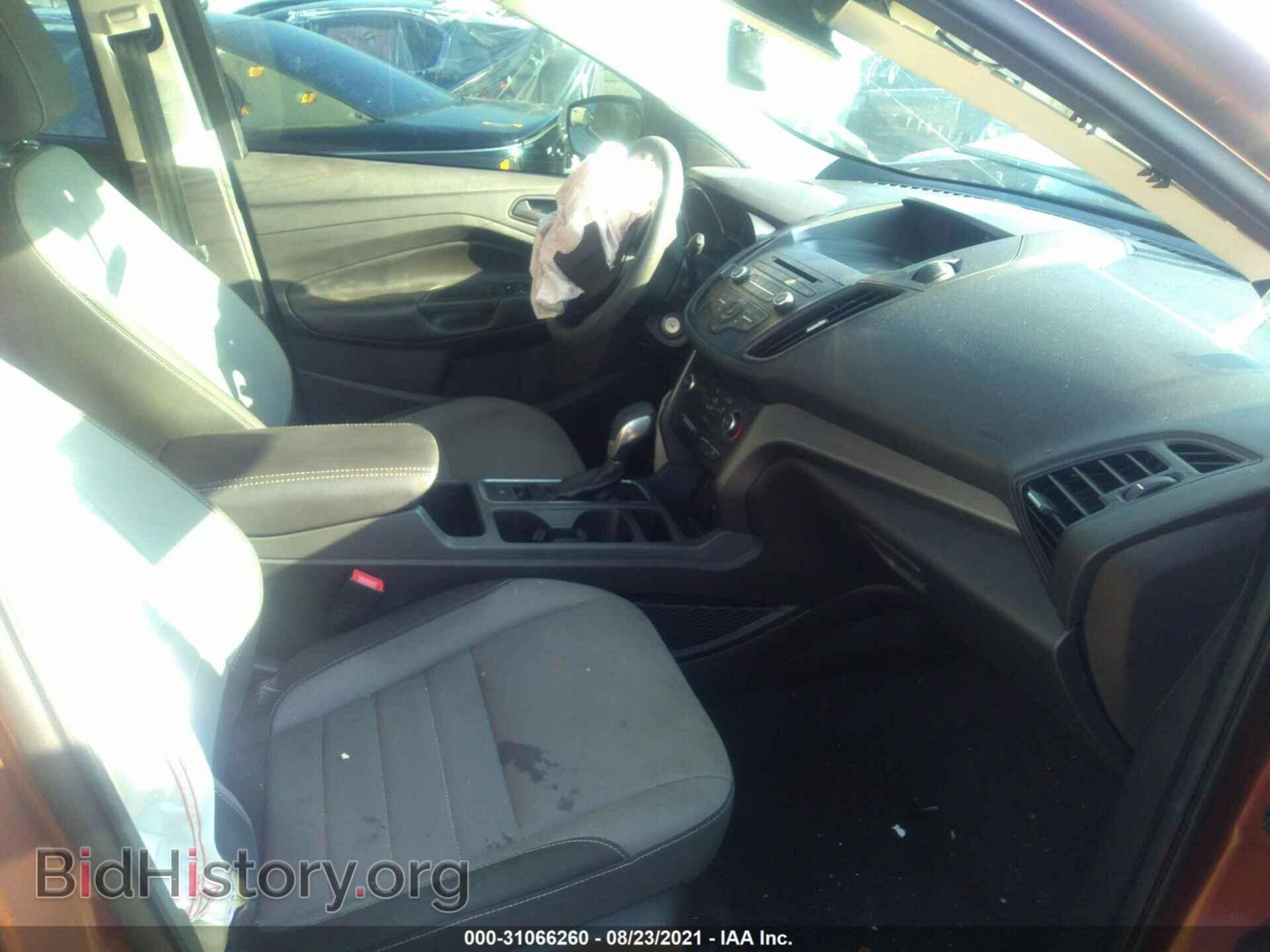 2017 FORD ESCAPE - VIN: 1FMCU0F73HUC46739 - Photo 5