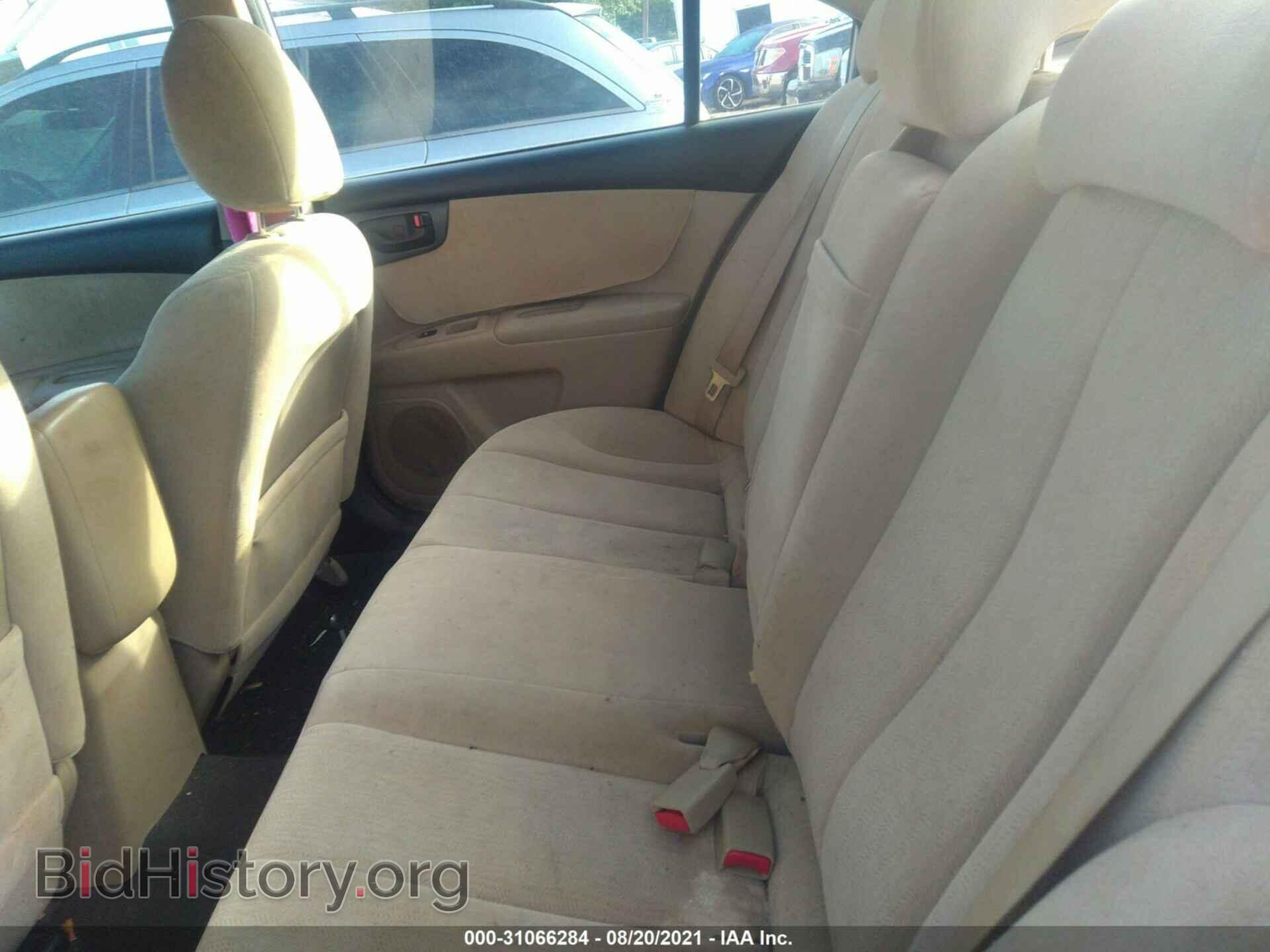 2009 KIA OPTIMA - VIN: KNAGE228295299275 - Фото 8
