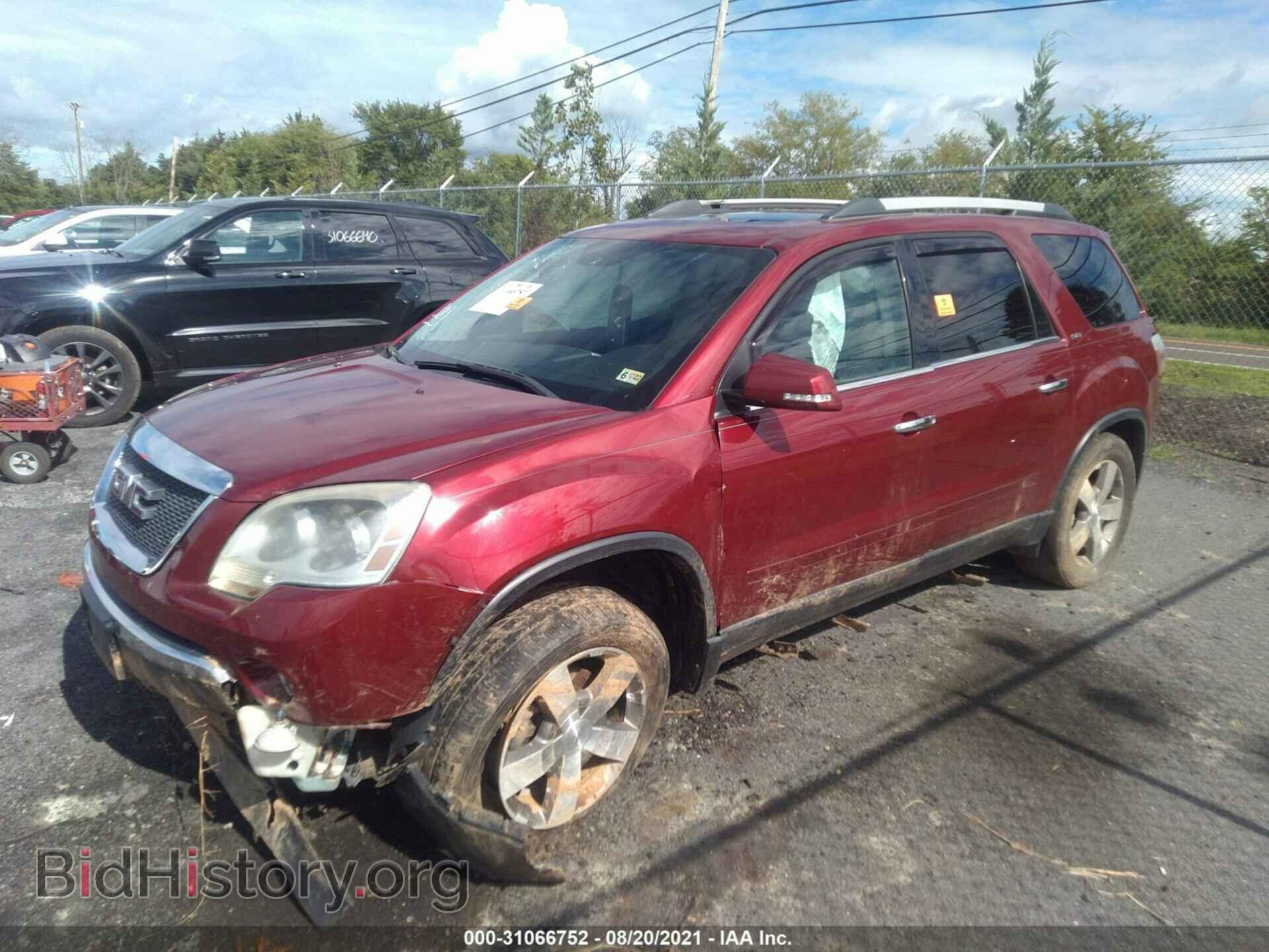 2011 GMC ACADIA - VIN: 1GKKVRED8BJ339746 - Photo 2