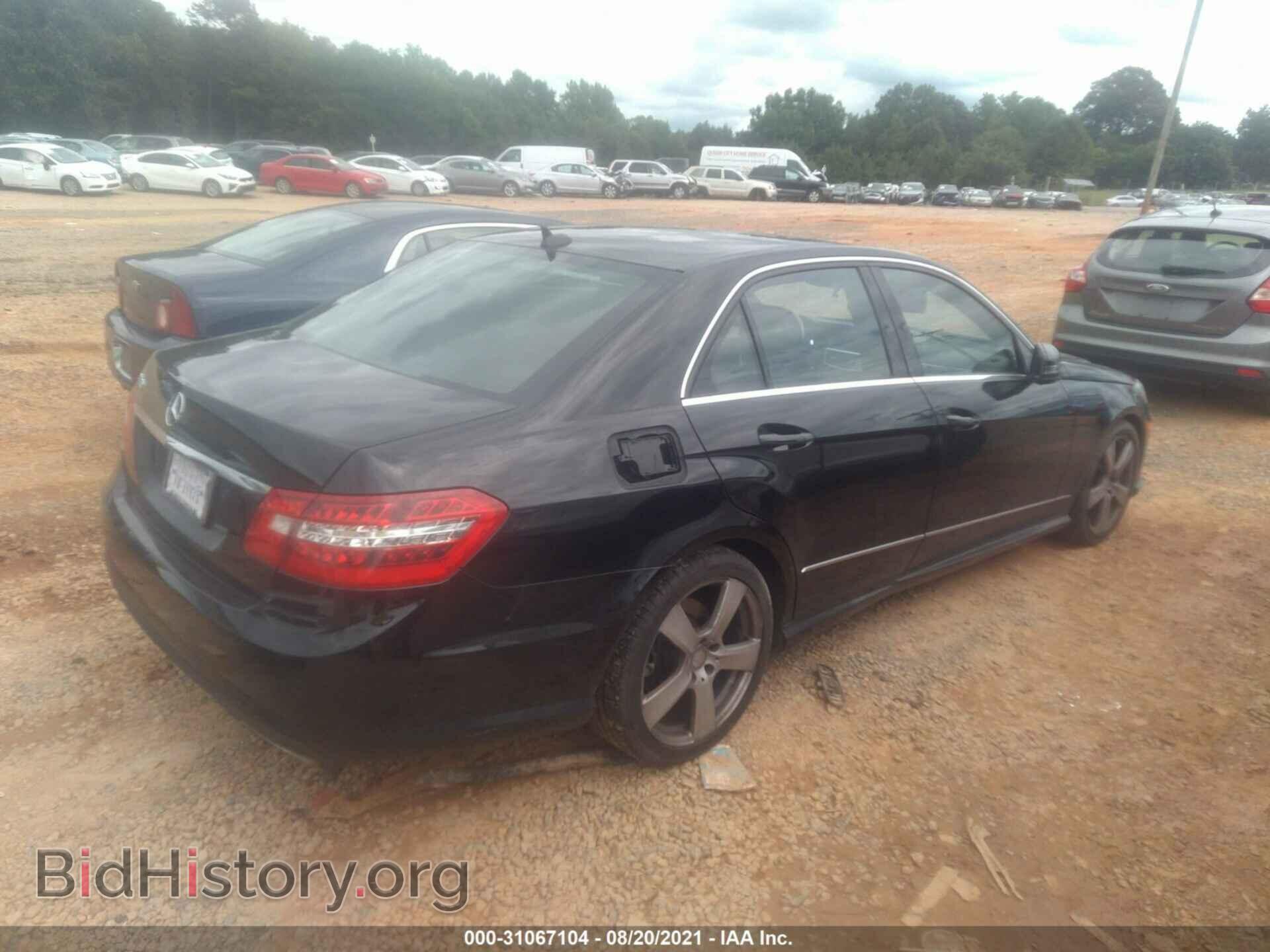 2010 MERCEDES-BENZ E-CLASS - VIN: WDDHF5GB4AA049550 - Фото 4