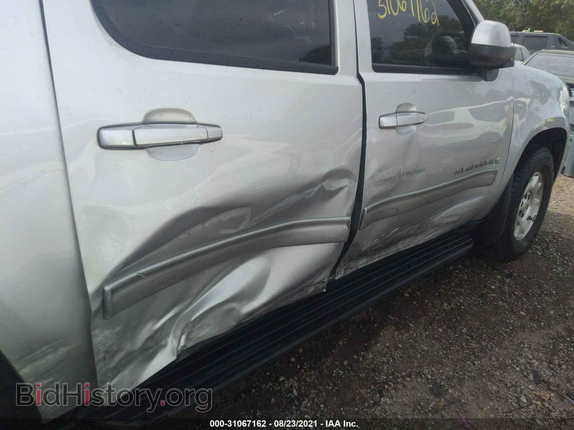 2011 CHEVROLET AVALANCHE - VIN: 3GNMCEE04BG357959 - Photo 6