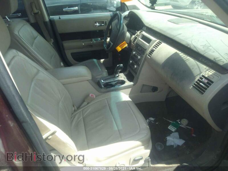 2011 Ford FLEX (VIN 2FMGK5CC4BBD12735) — photo 5 of 15
