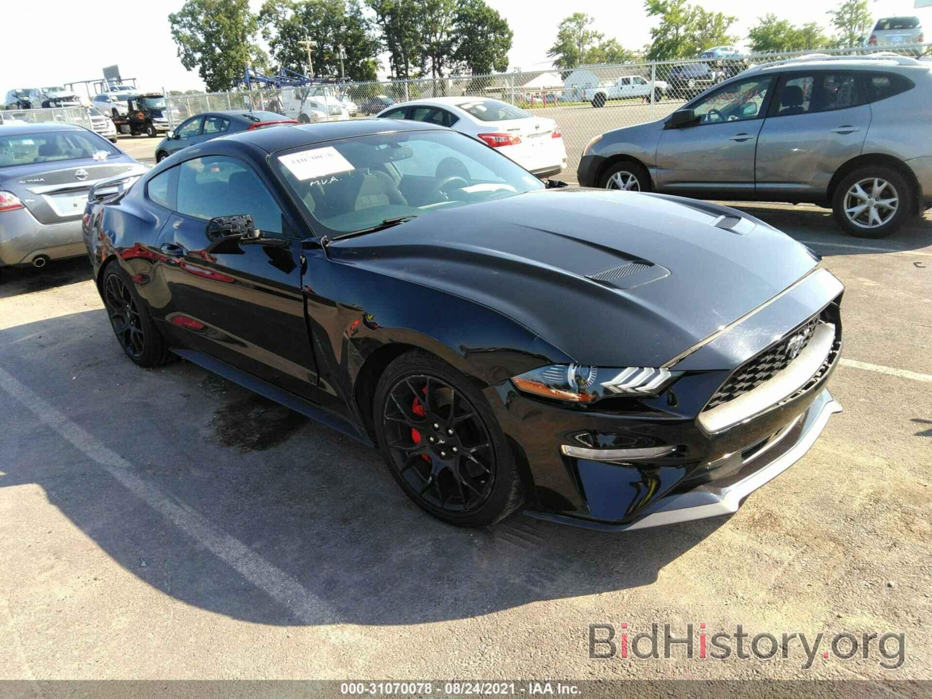 Photo 1FA6P8TH4J5106662 - FORD MUSTANG 2018