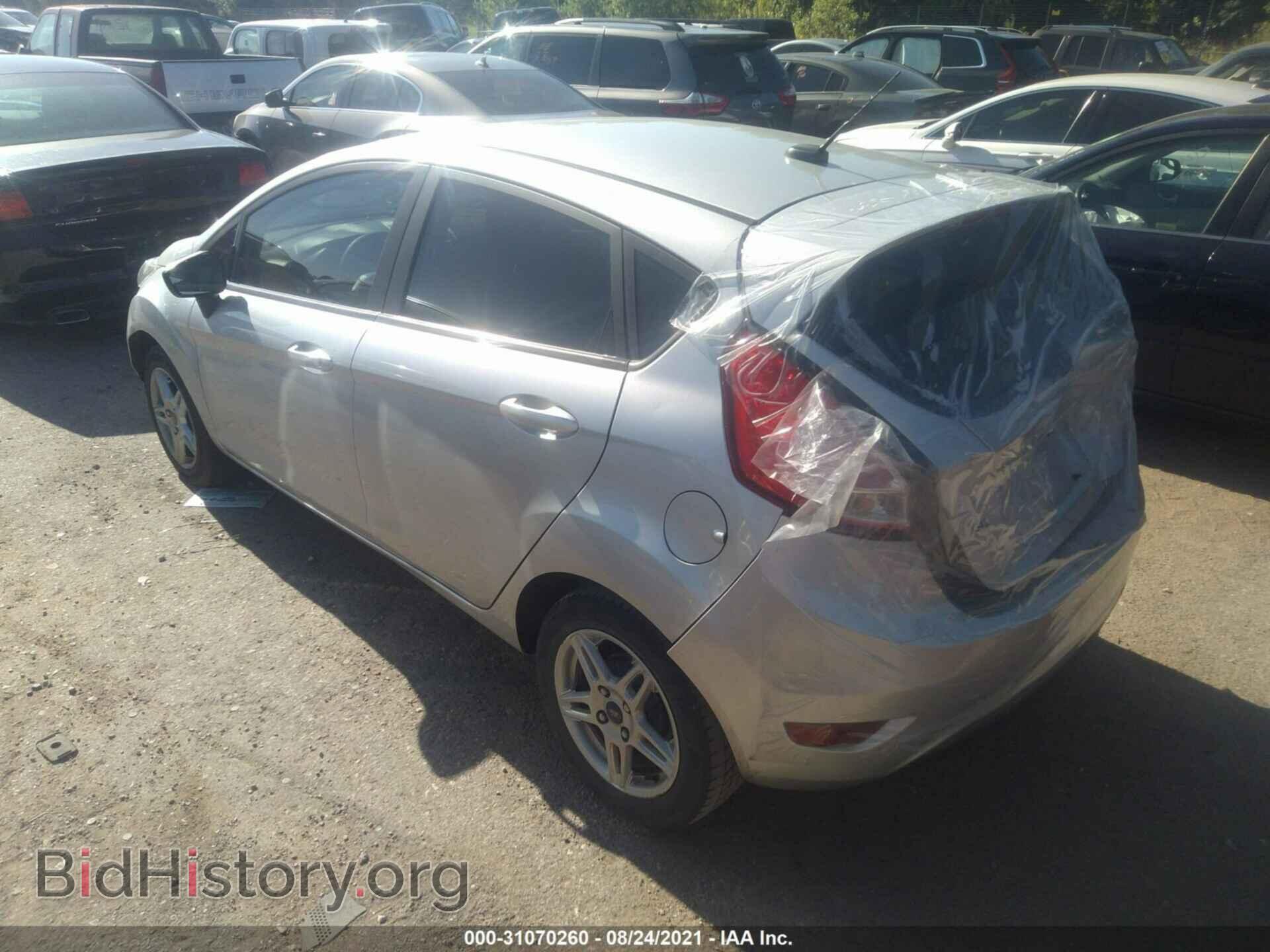 2017 FORD FIESTA - VIN: 3FADP4EJ7HM115800 - Фото 3