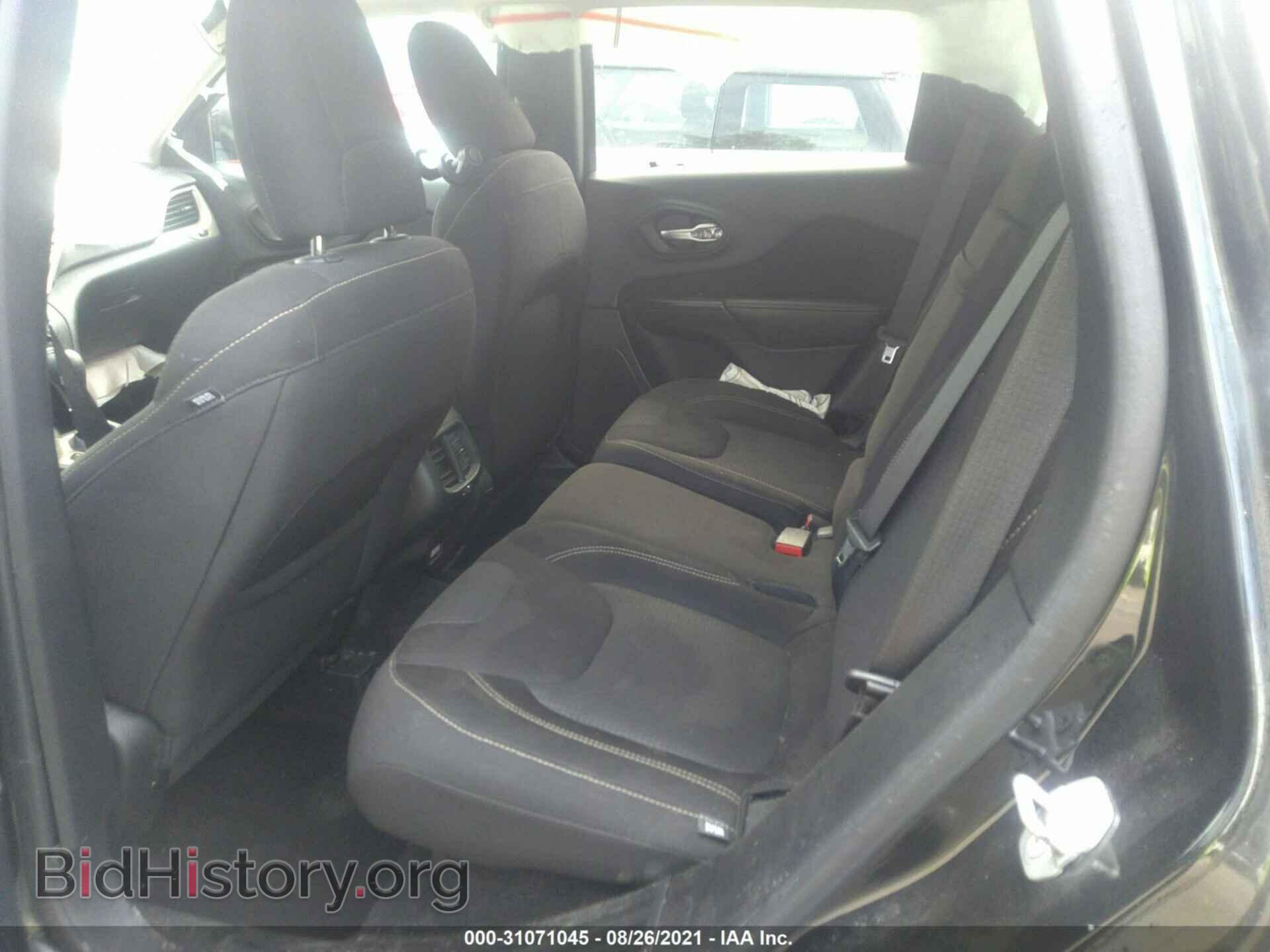2016 JEEP CHEROKEE - VIN: 1C4PJMCS2GW102682 - Фото 8