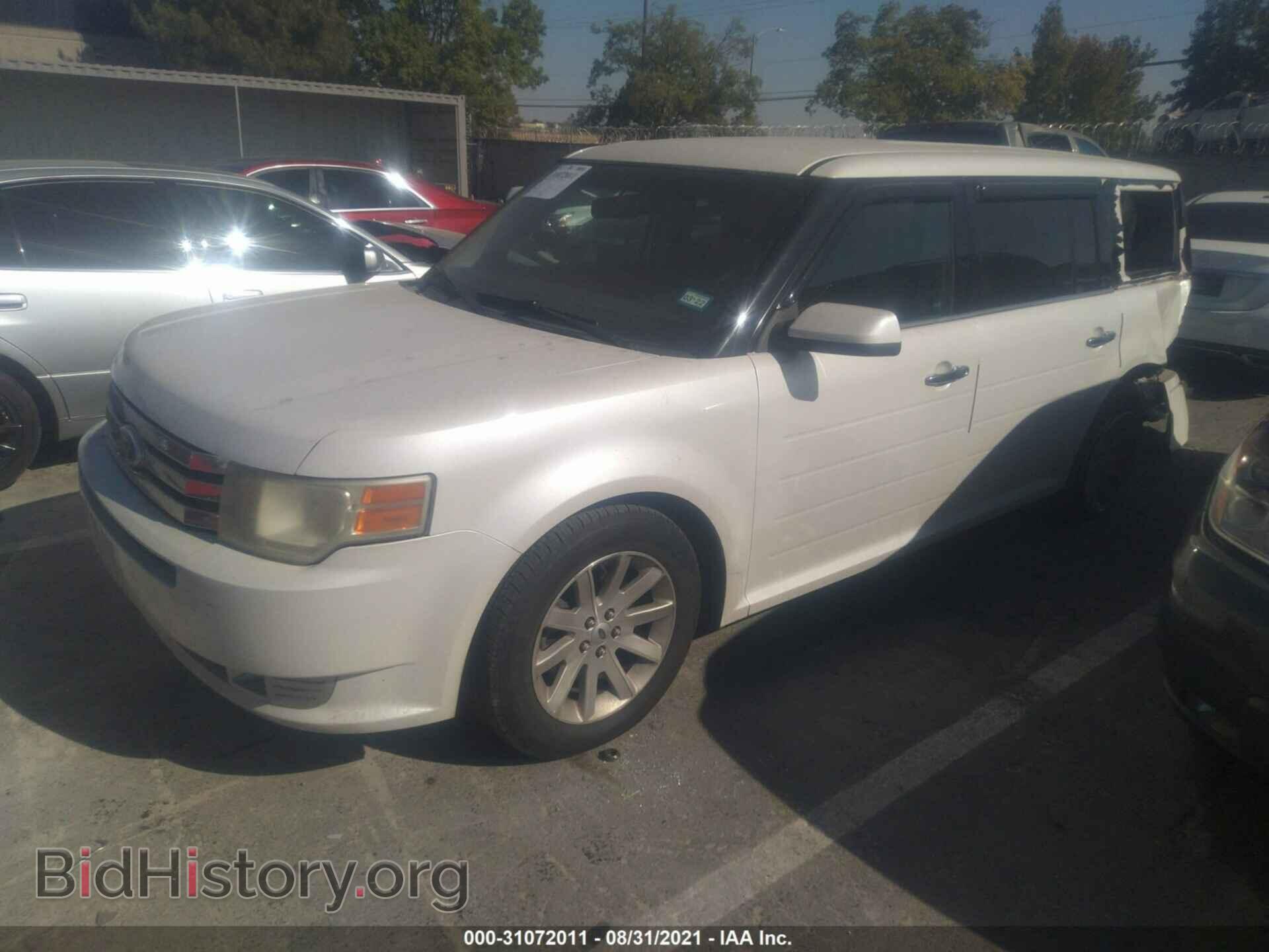 2011 FORD FLEX - VIN: 2FMGK5CC9BBD25481 - Photo 2