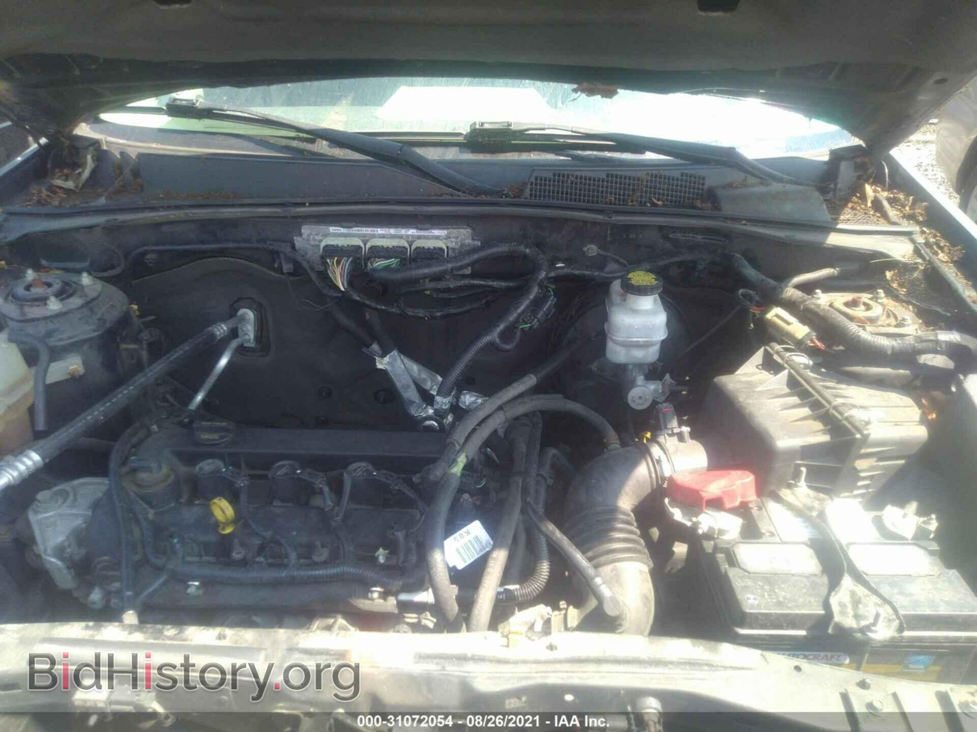 2011 FORD ESCAPE - VIN: 1FMCU9C76BKA33845 - Фото 10