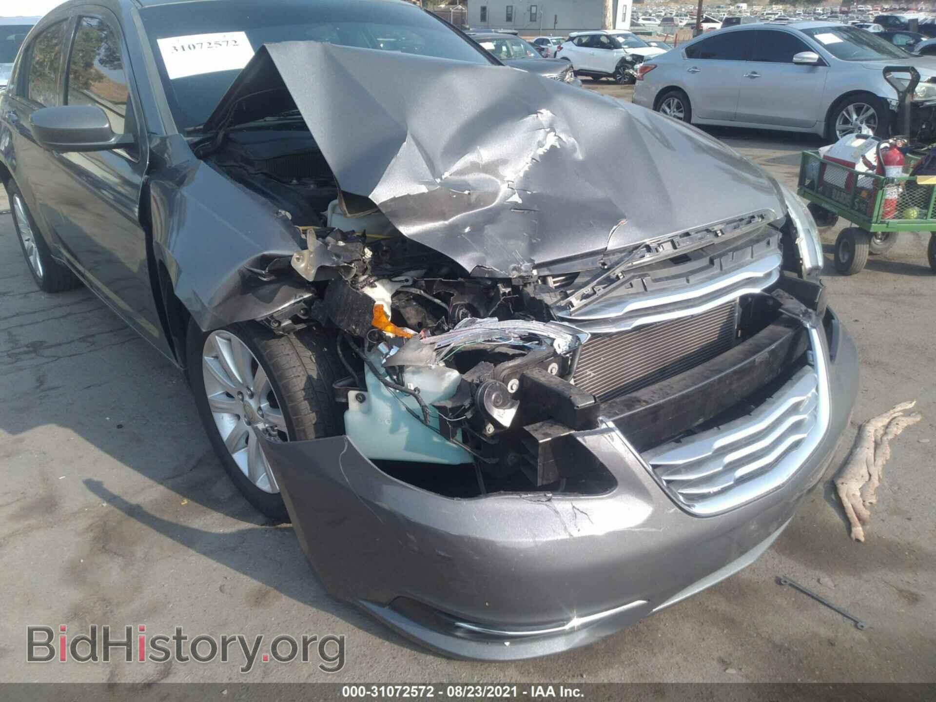 2012 CHRYSLER 200 - VIN: 1C3CCBBB6CN131458 - Photo 6