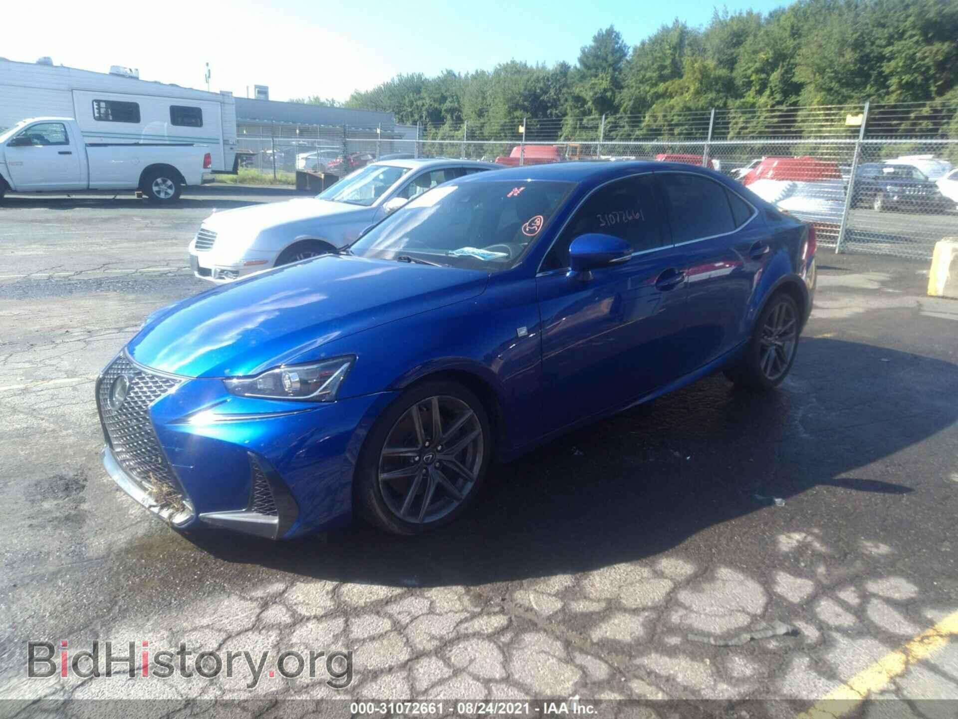 2018 LEXUS IS - VIN: JTHC81D29J5031998 - Фото 2