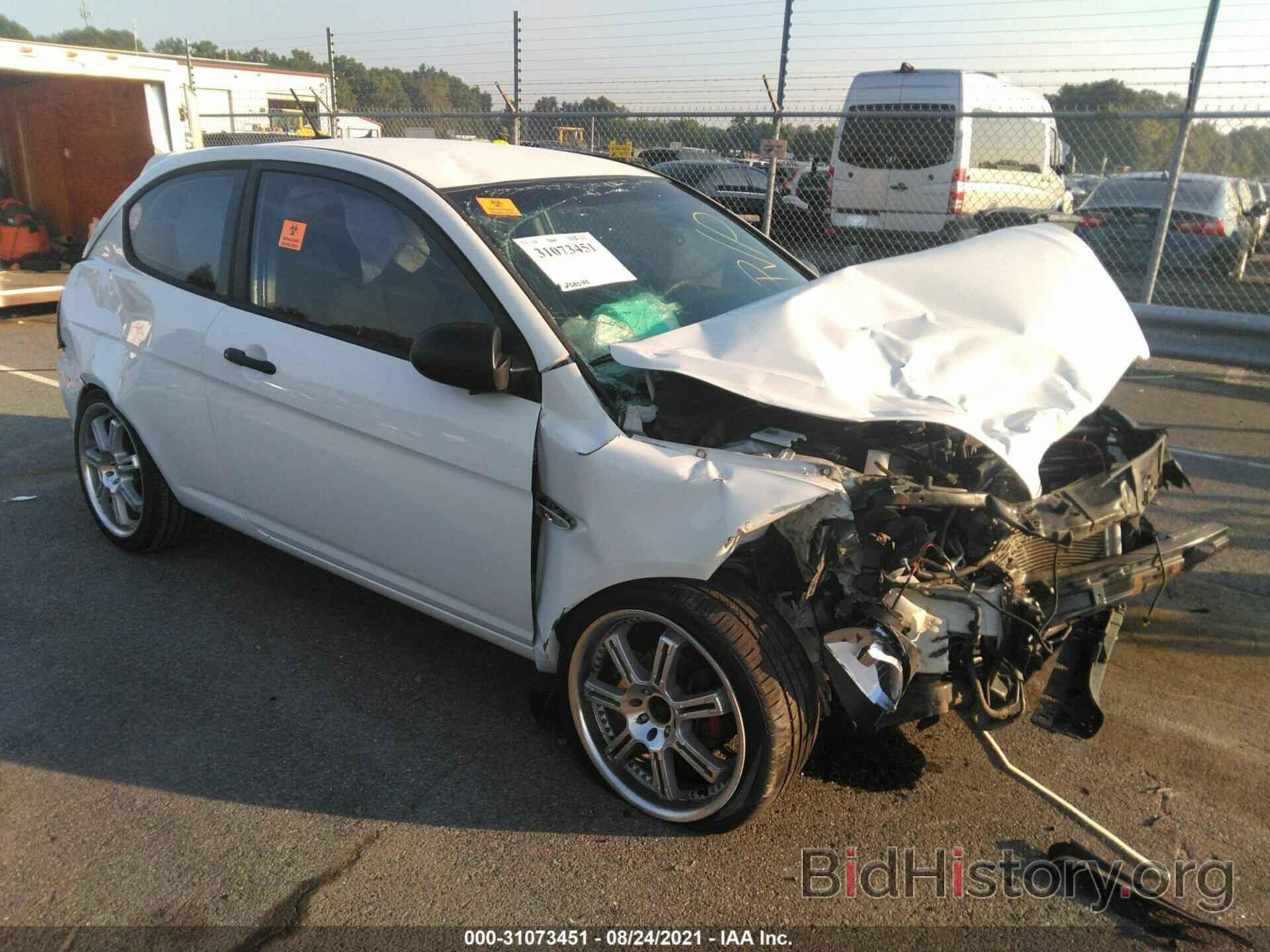 Photo KMHCM36CX9U110947 - HYUNDAI ACCENT 2009