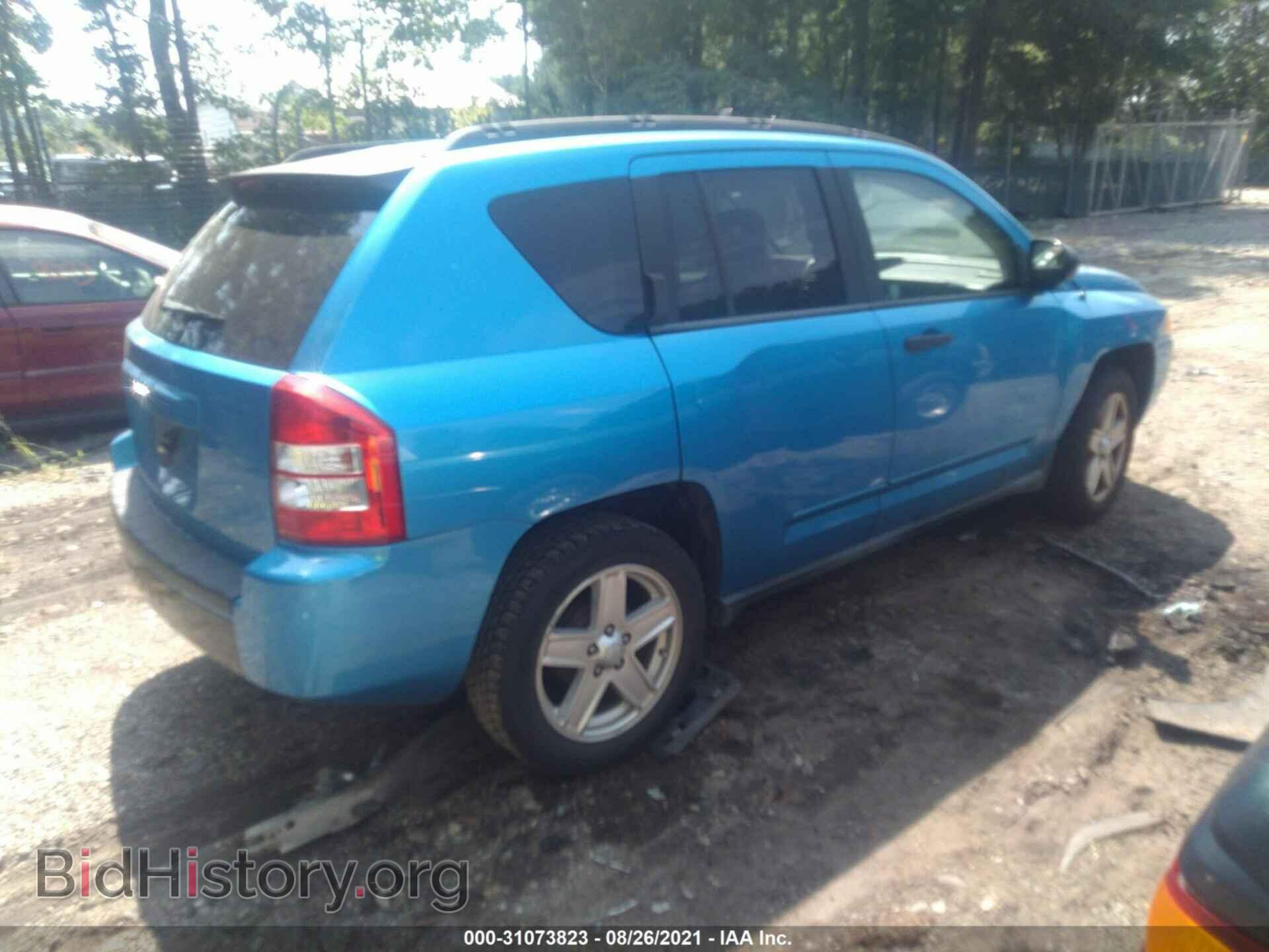 2008 JEEP COMPASS - VIN: 1J8FT47W48D691730 - Фото 4