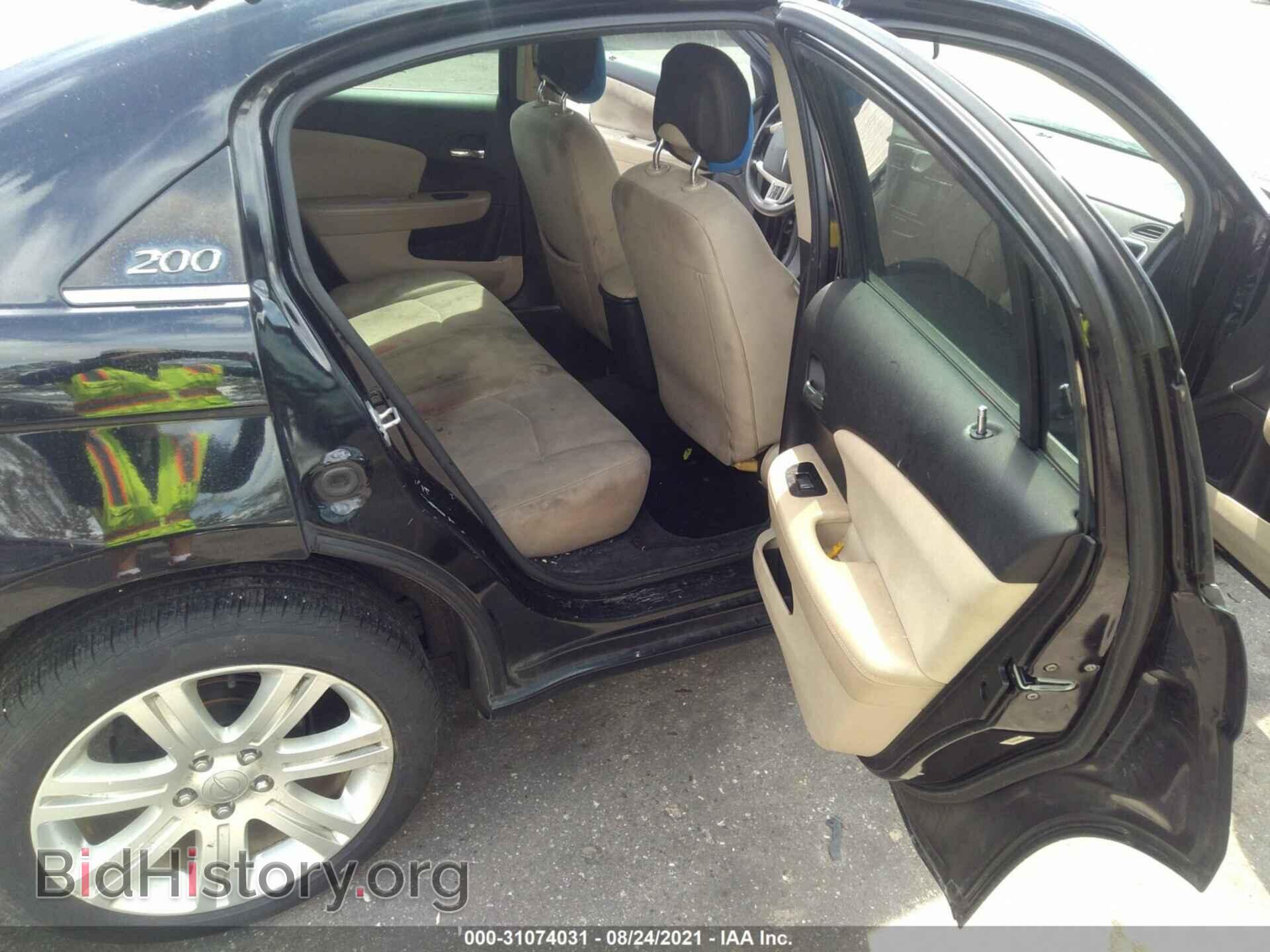 2012 CHRYSLER 200 - VIN: 1C3CCBBB0CN197732 - Photo 8