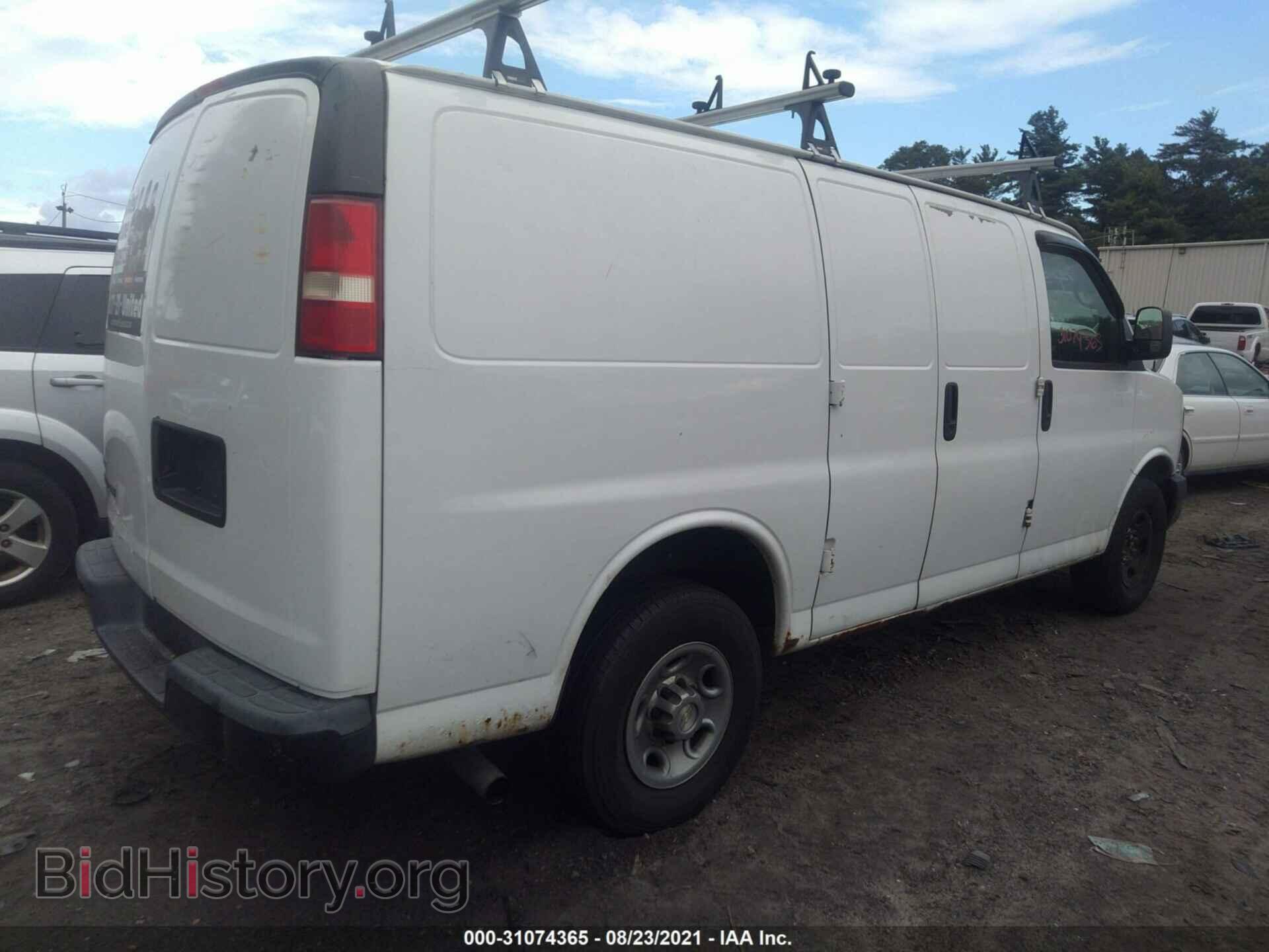 2010 CHEVROLET EXPRESS CARGO VAN - VIN: 1GCZGFBA4A1116115 - Фото 4