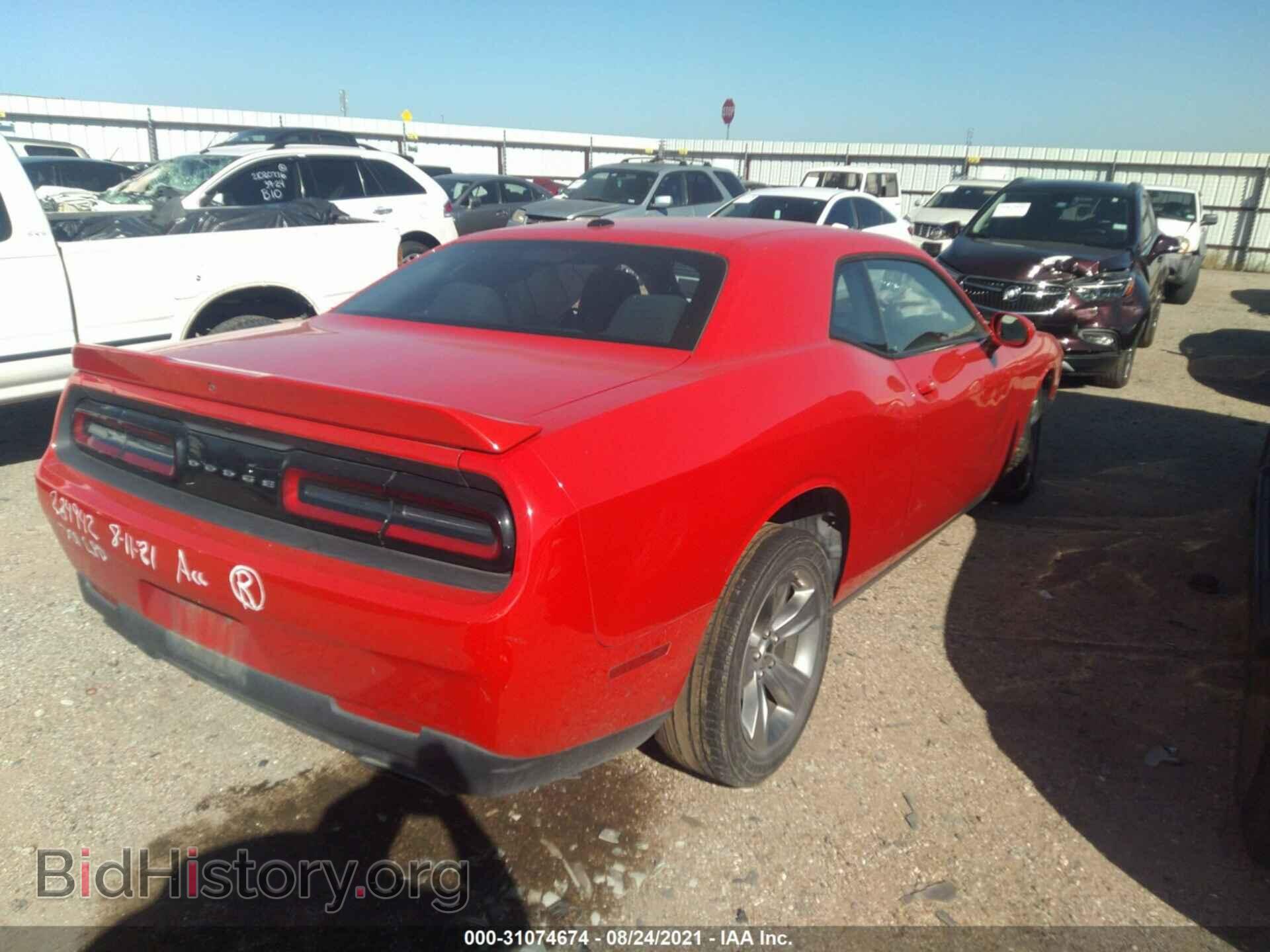 2018 DODGE CHALLENGER - VIN: 2C3CDZAG5JH121934 - Фото 4