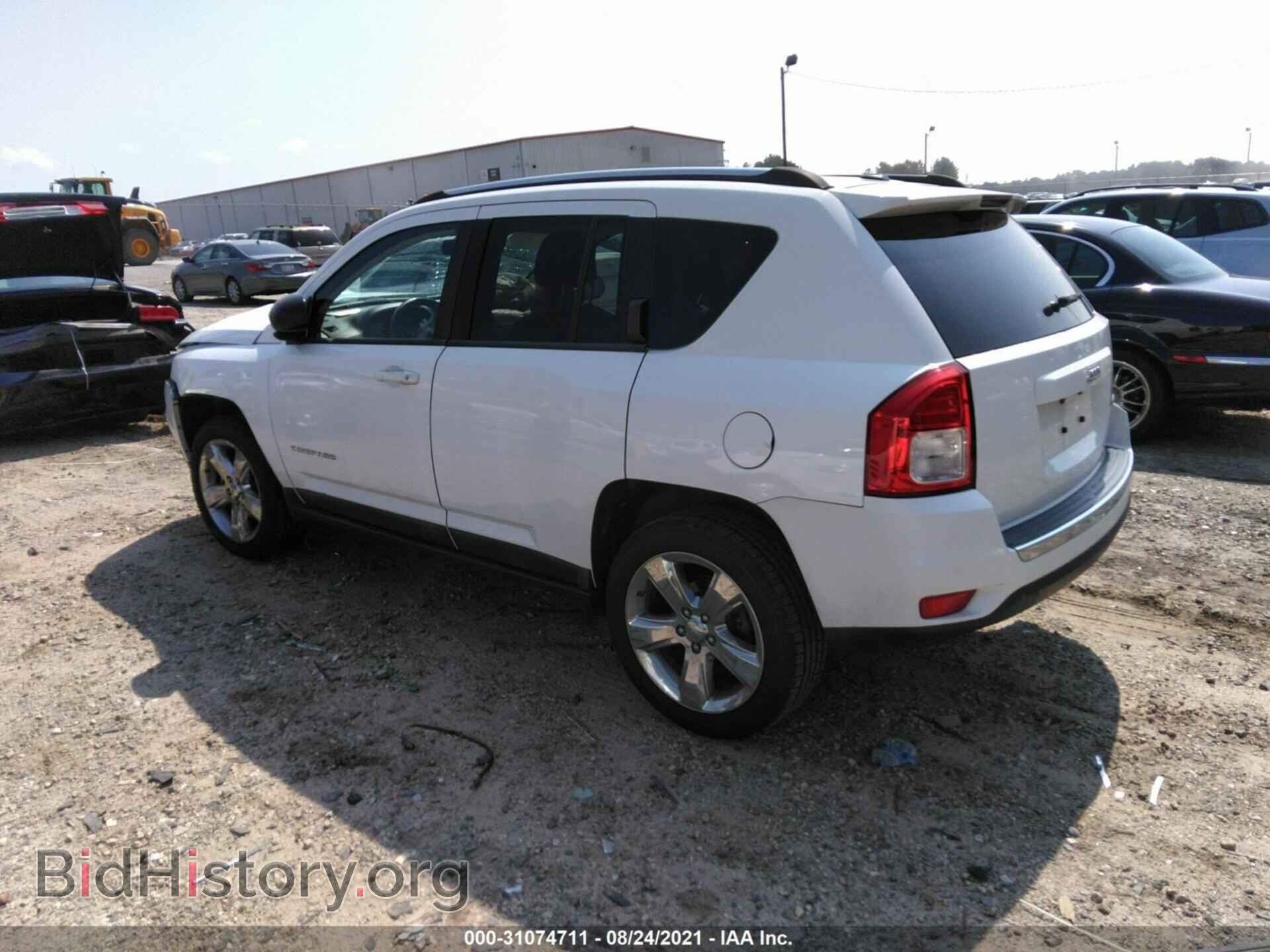 2011 JEEP COMPASS - VIN: 1J4NT5FB1BD219915 - Фото 3