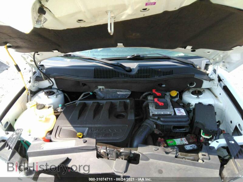 2011 Jeep COMPASS (VIN 1J4NT5FB1BD219915) — photo 10 of 11
