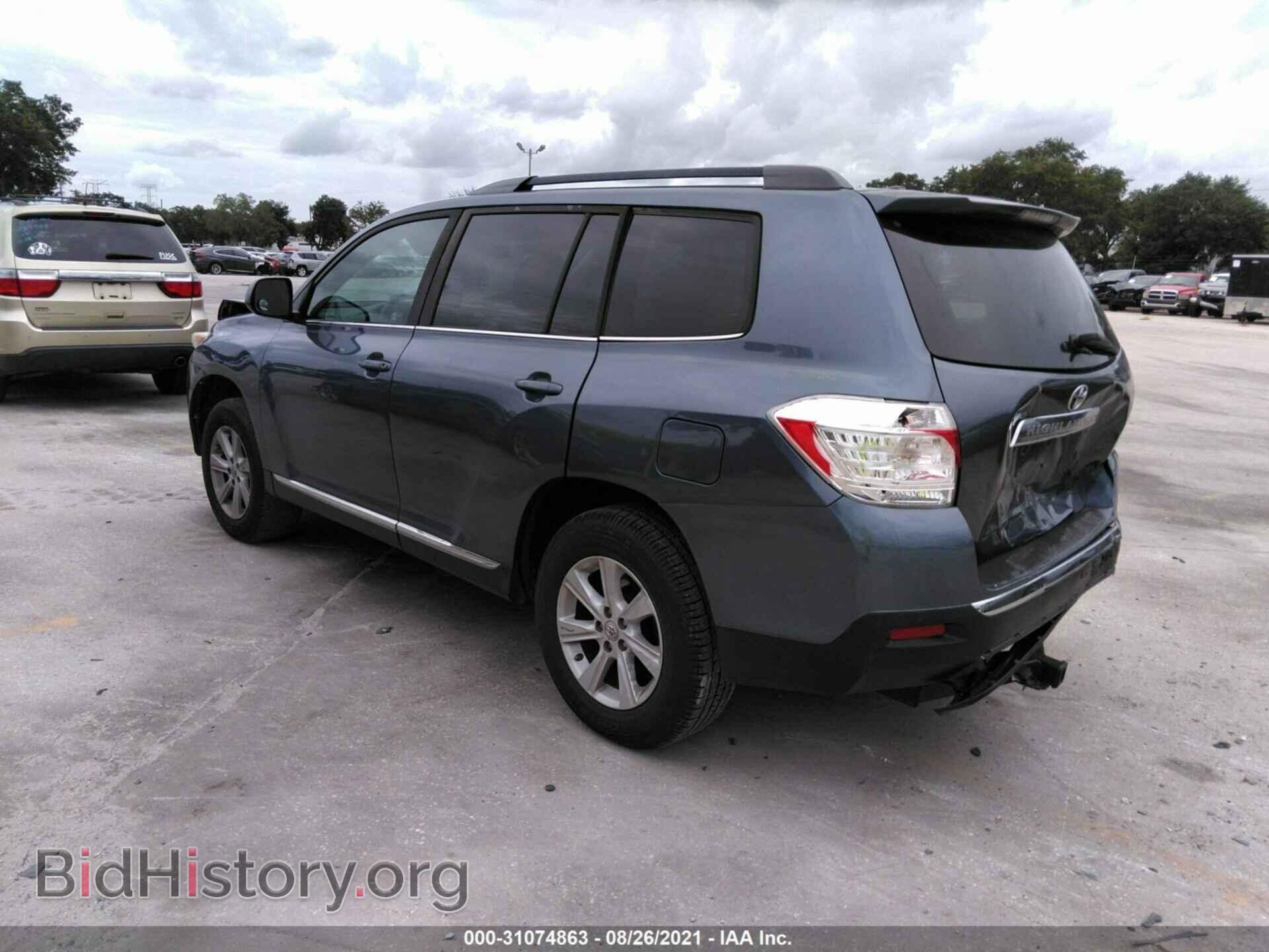 2012 TOYOTA HIGHLANDER - VIN: 5TDZK3EH8CS069375 - Фото 3