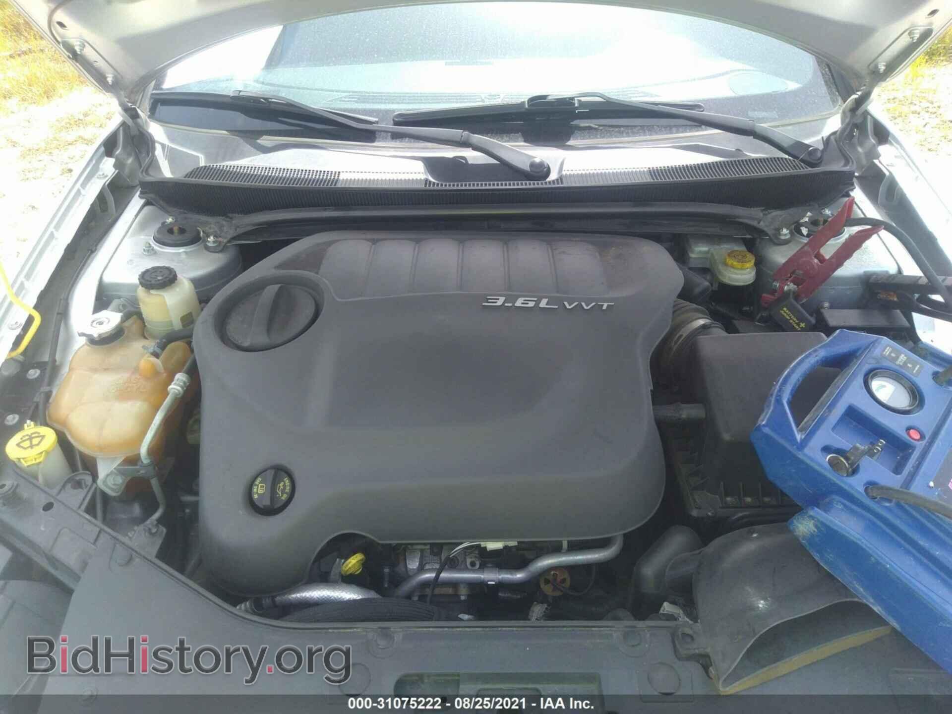 2011 CHRYSLER 200 - VIN: 1C3BC2EG8BN537615 - Фото 10