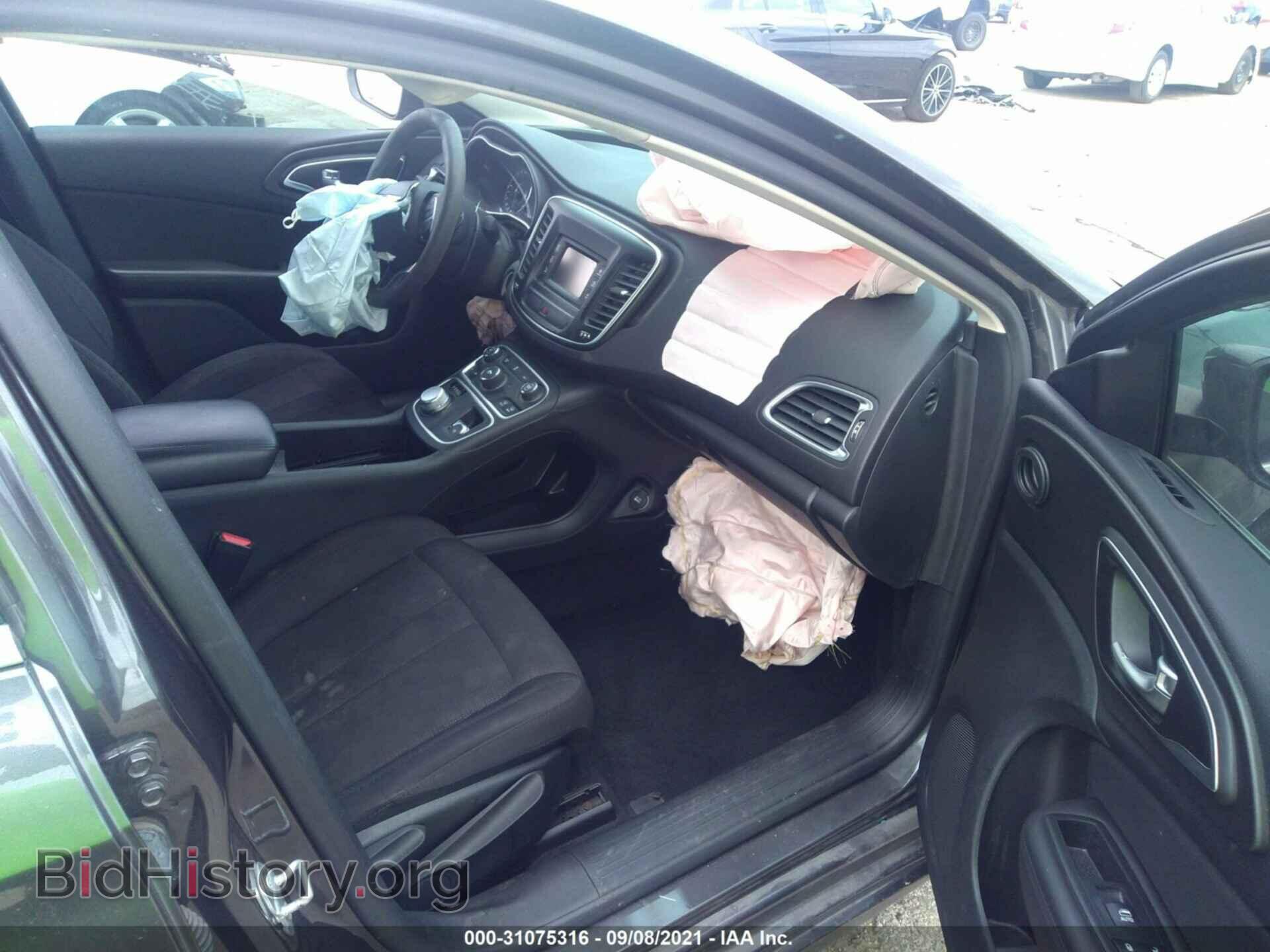 2016 CHRYSLER 200 - VIN: 1C3CCCAB4GN171678 - Фото 5