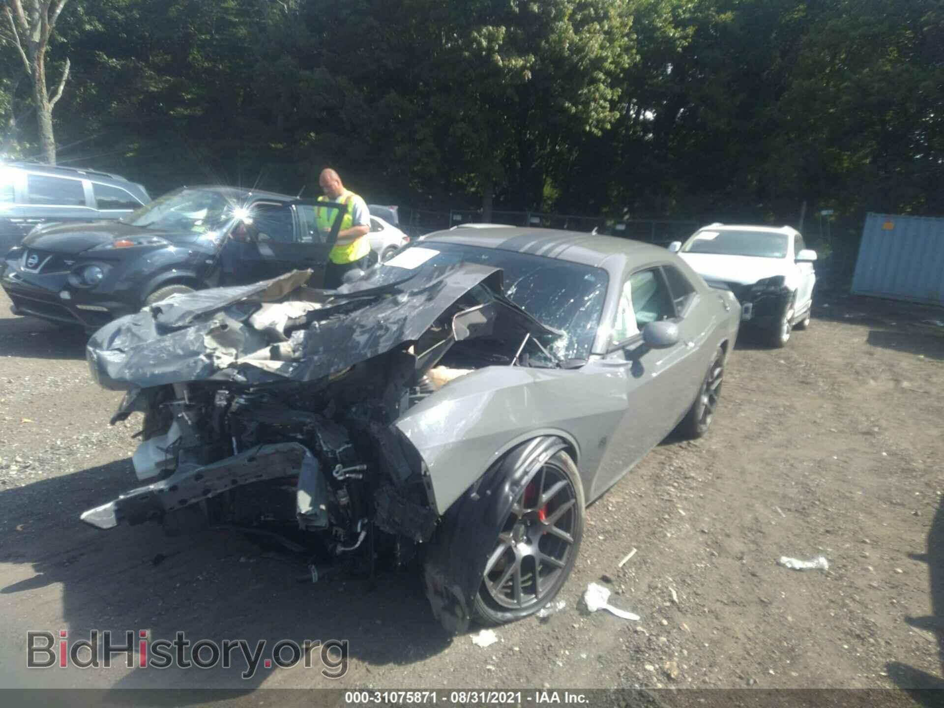 2019 DODGE CHALLENGER - VIN: 2C3CDZFJ4KH570429 - Photo 2