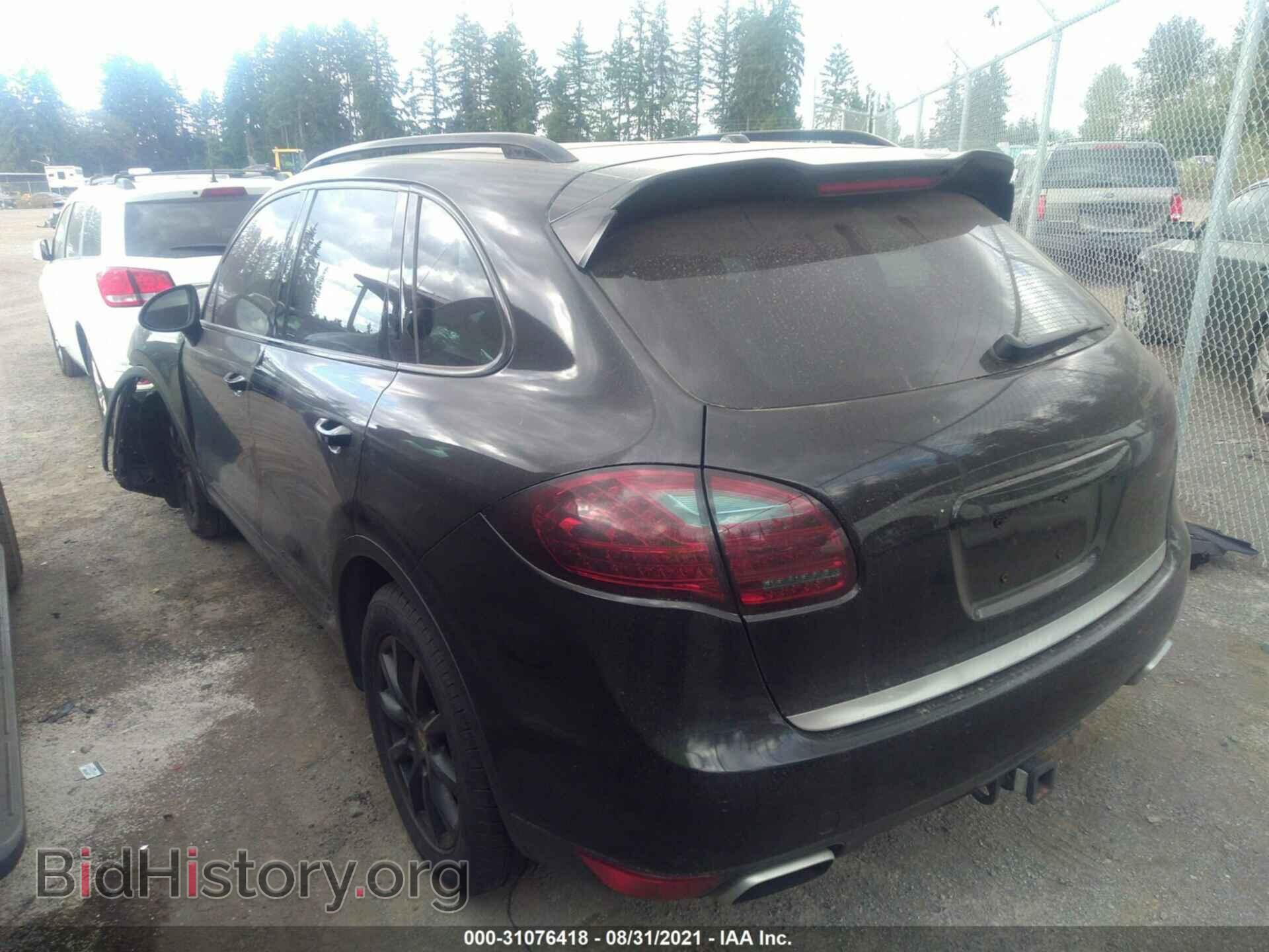 2012 PORSCHE CAYENNE - VIN: WP1AB2A29CLA41982 - Фото 3