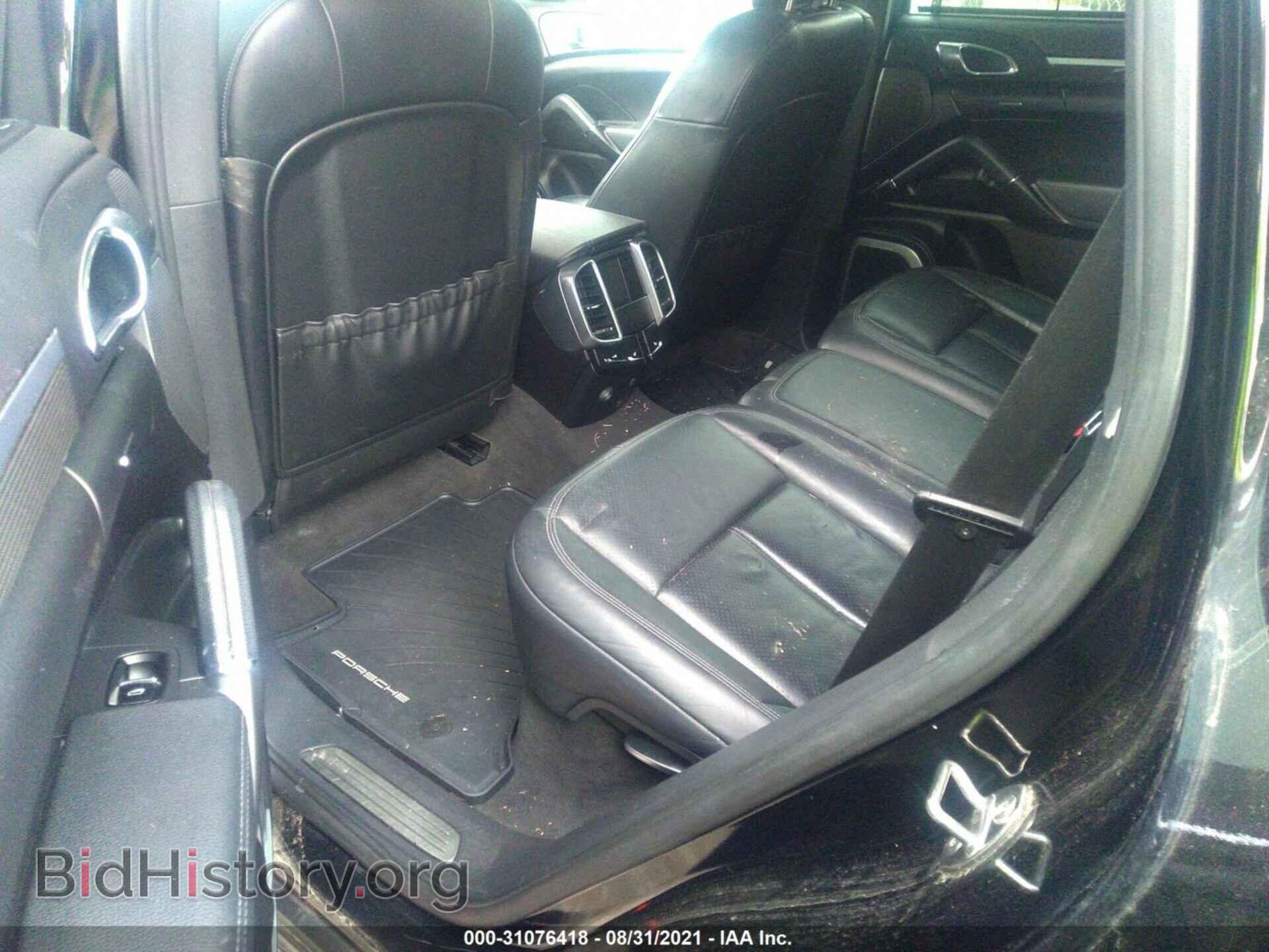 2012 PORSCHE CAYENNE - VIN: WP1AB2A29CLA41982 - Фото 8