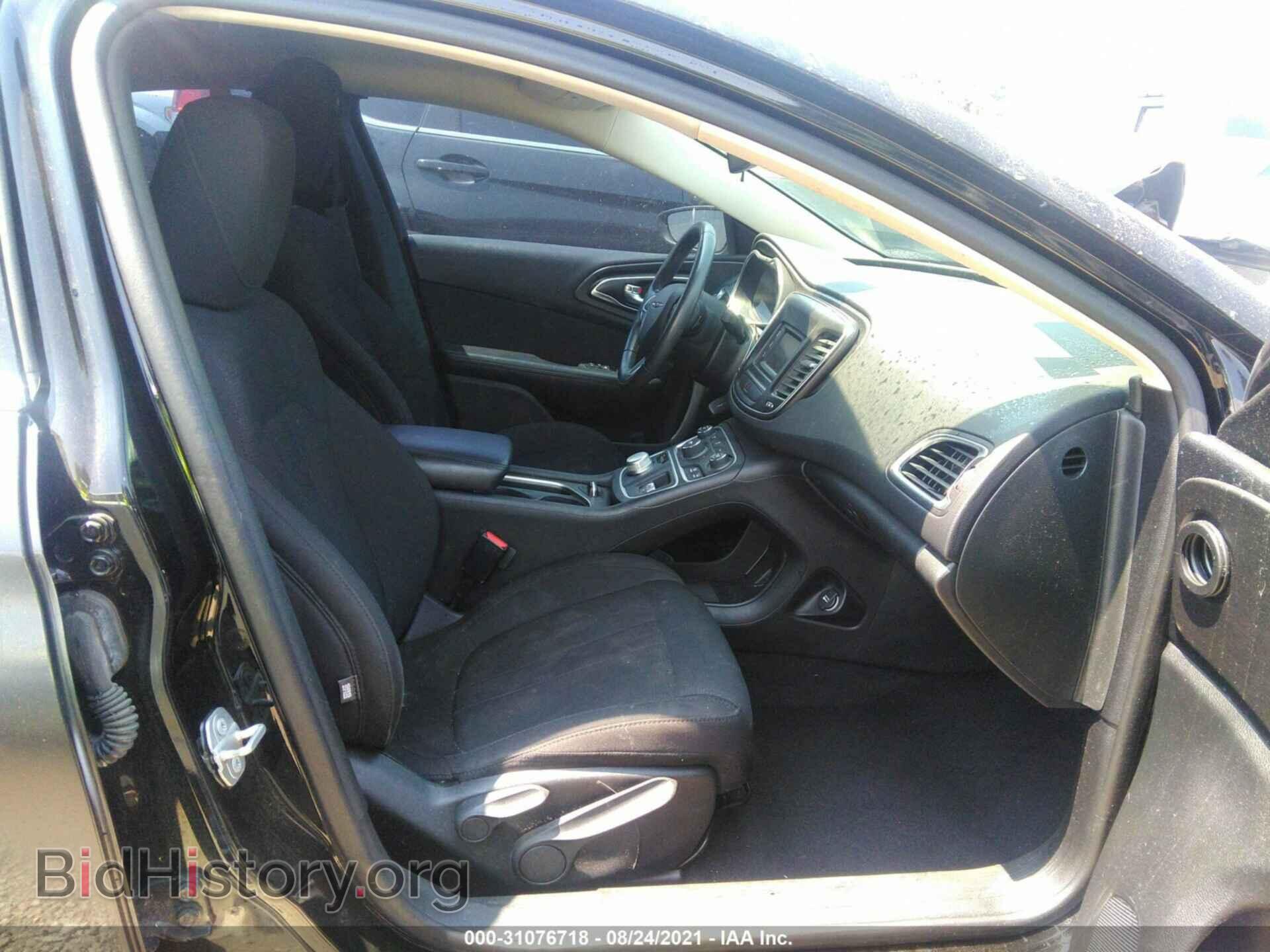 2016 CHRYSLER 200 - VIN: 1C3CCCFB8GN188766 - Фото 5