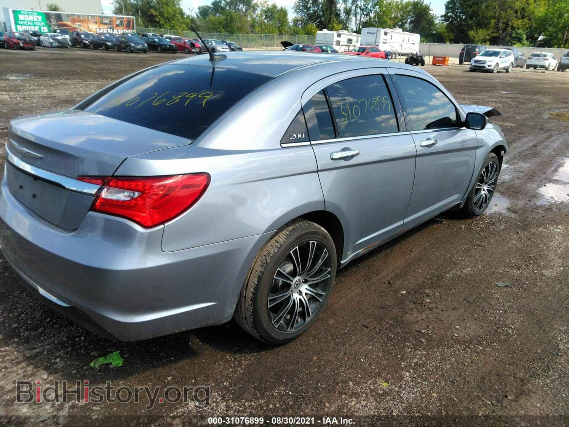 2013 CHRYSLER 200 - VIN: 1C3CCBCG4DN570783 - Фото 4