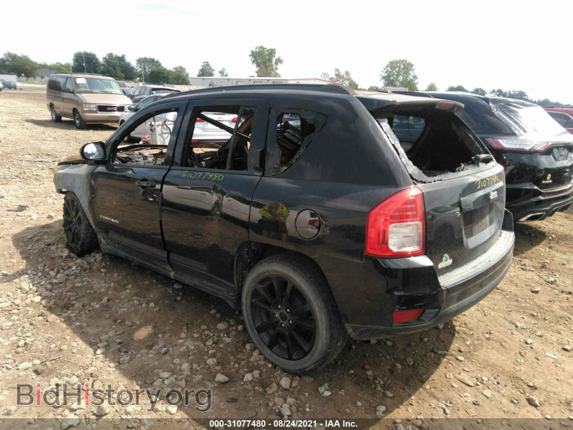 2012 JEEP COMPASS - VIN: 1C4NJCEB6CD683947 - Фото 3