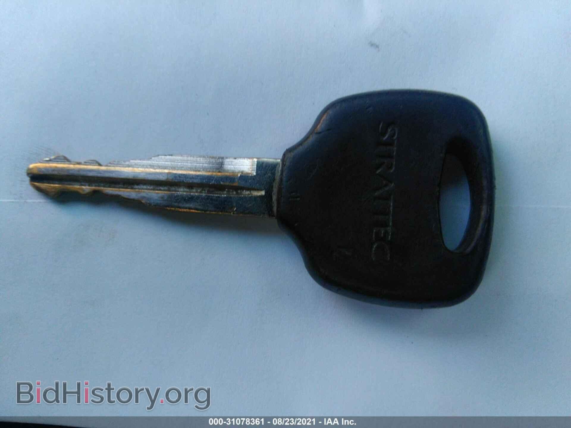 2006 KIA OPTIMA - VIN: KNAGD126465455873 - Фото 11