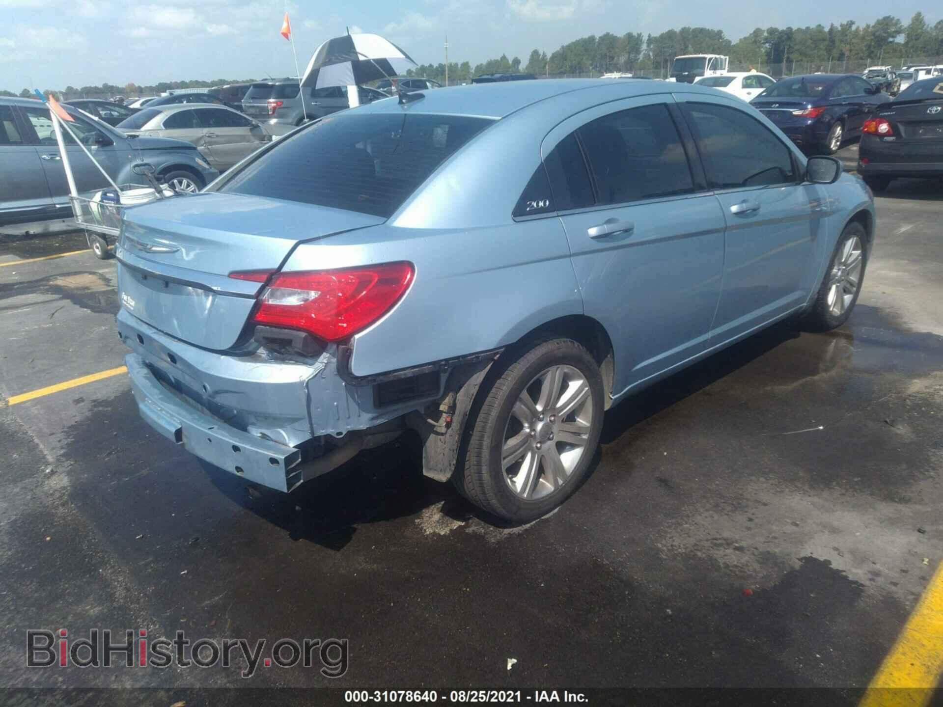 2012 CHRYSLER 200 - VIN: 1C3CCBBB4CN172624 - Фото 4