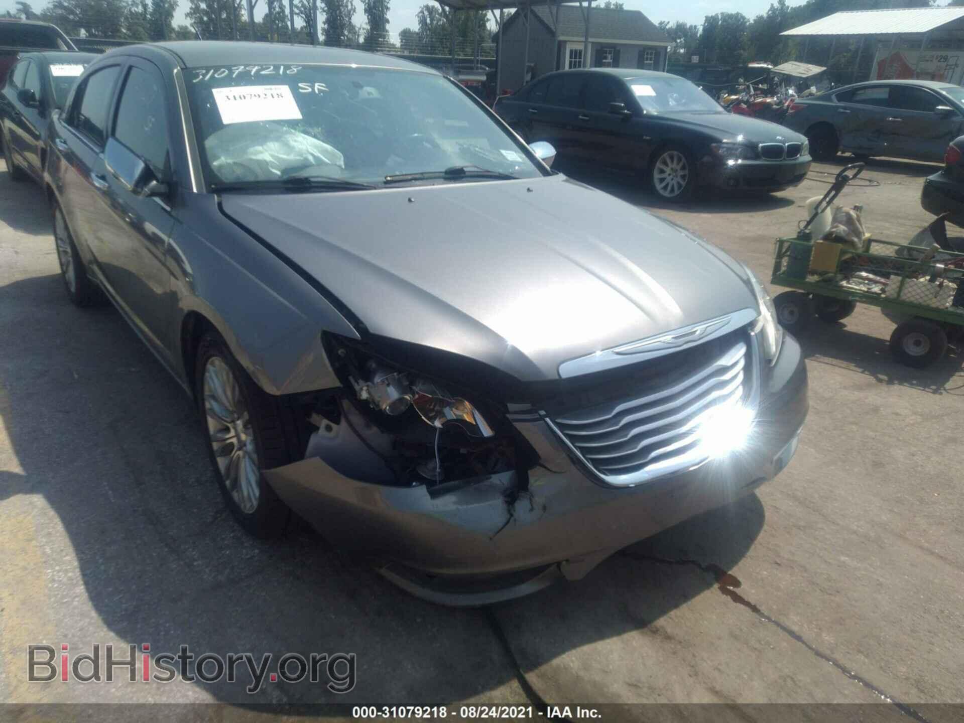 2012 CHRYSLER 200 - VIN: 1C3CCBCB5CN304966 - Фото 6